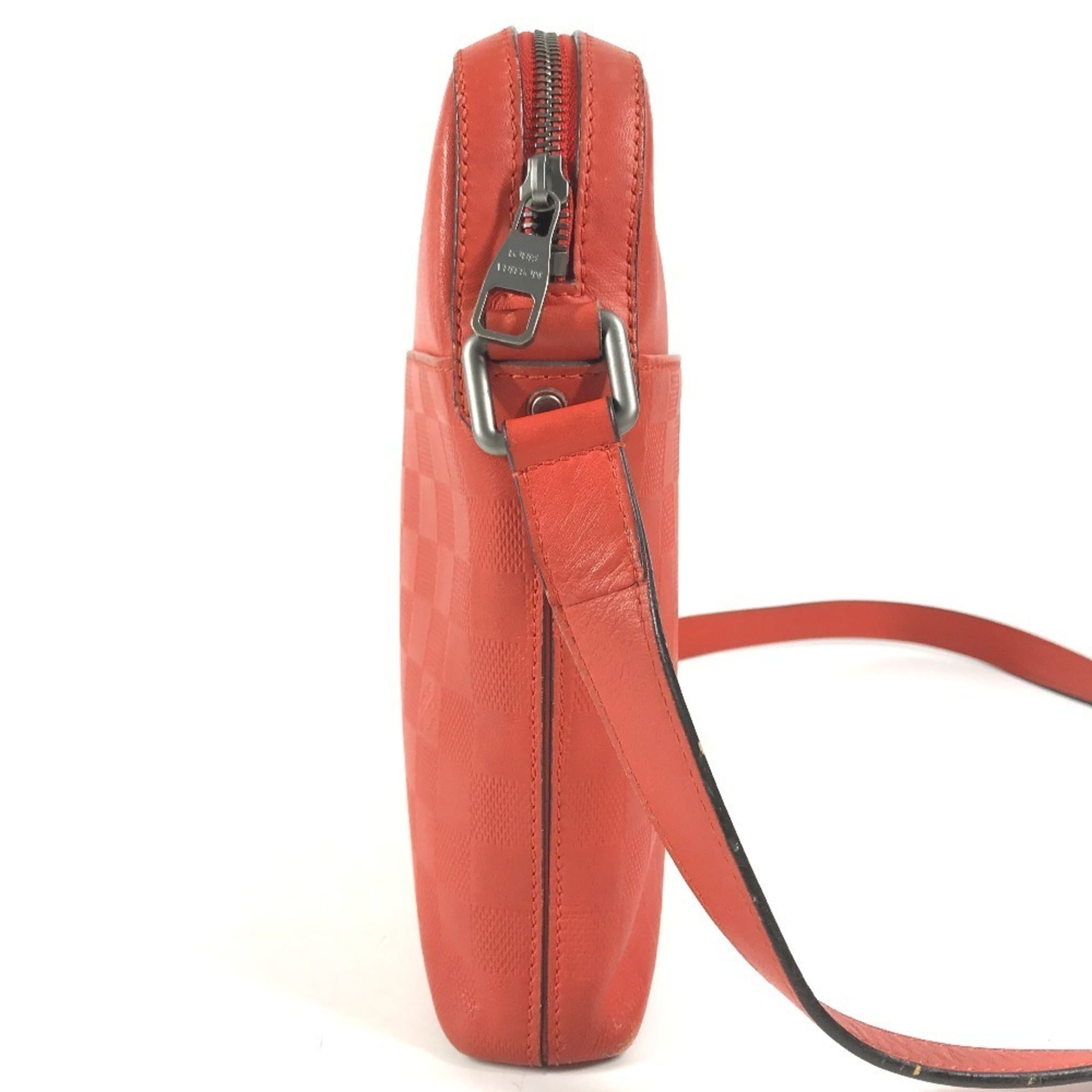 Louis Vuitton Red Color Damier Infini Leather Pochette Shoulder Bag (Pre-Owned)