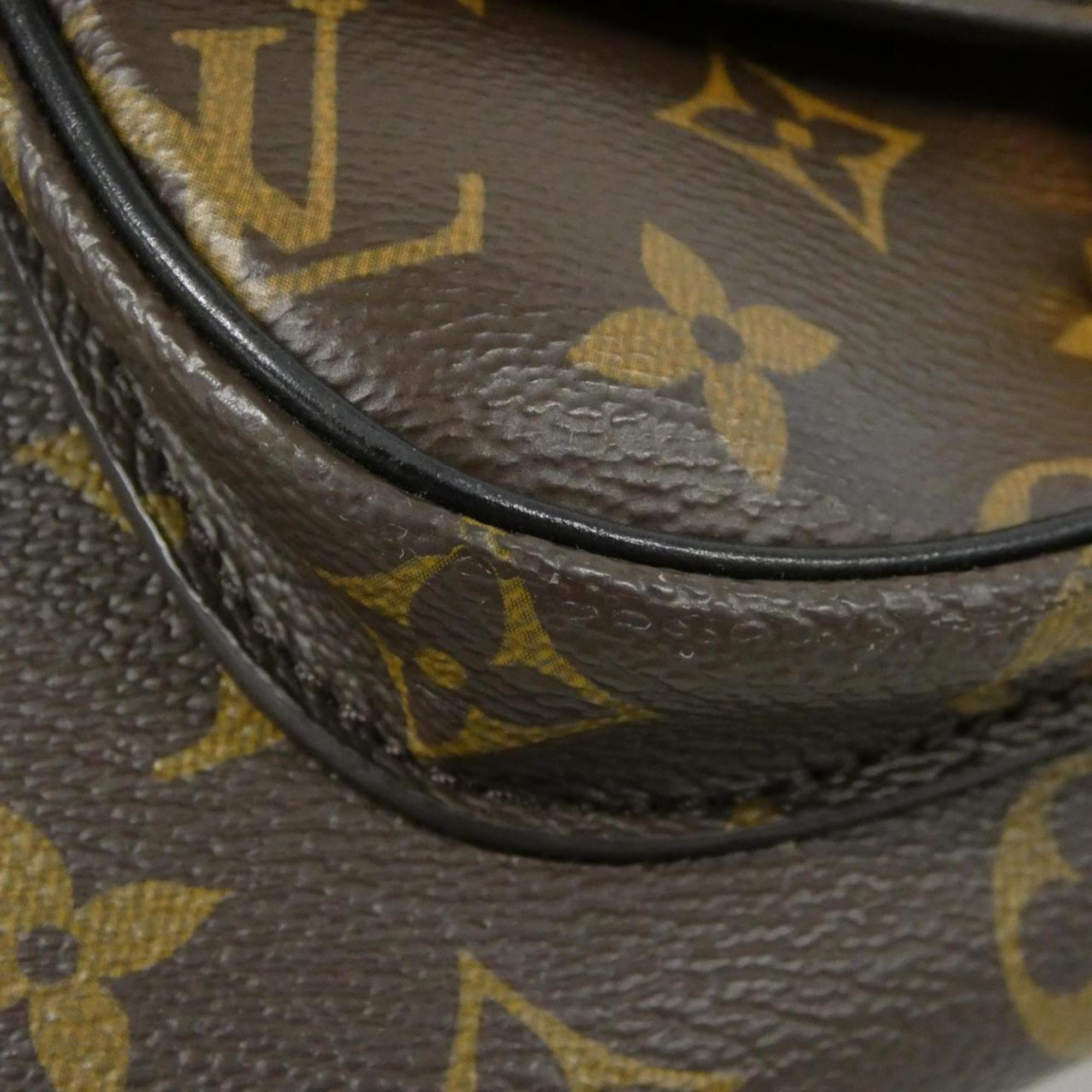Louis Vuitton Marron Coated Canvas Shoulder Bag (Pre-Owned)