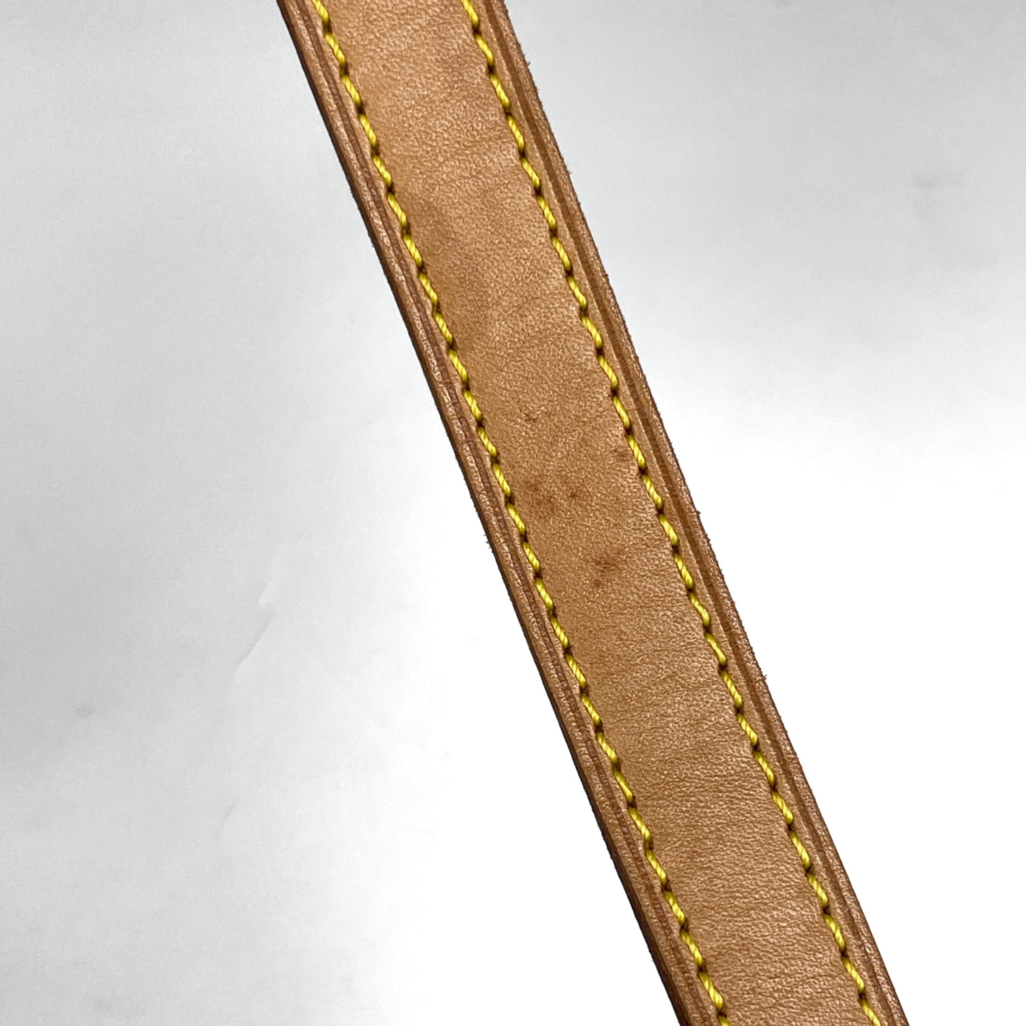 Louis Vuitton Brown Monogram Pochette Shoulder Bag (Pre-Owned)