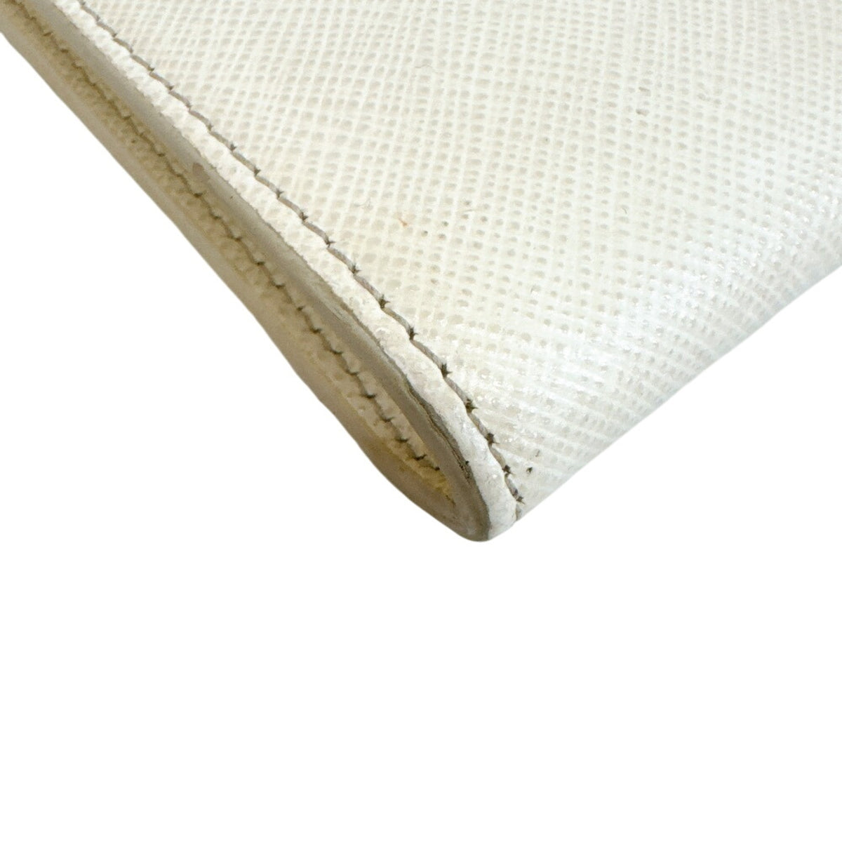 Prada White Leather Shoulder Bag (Pre-Owned)