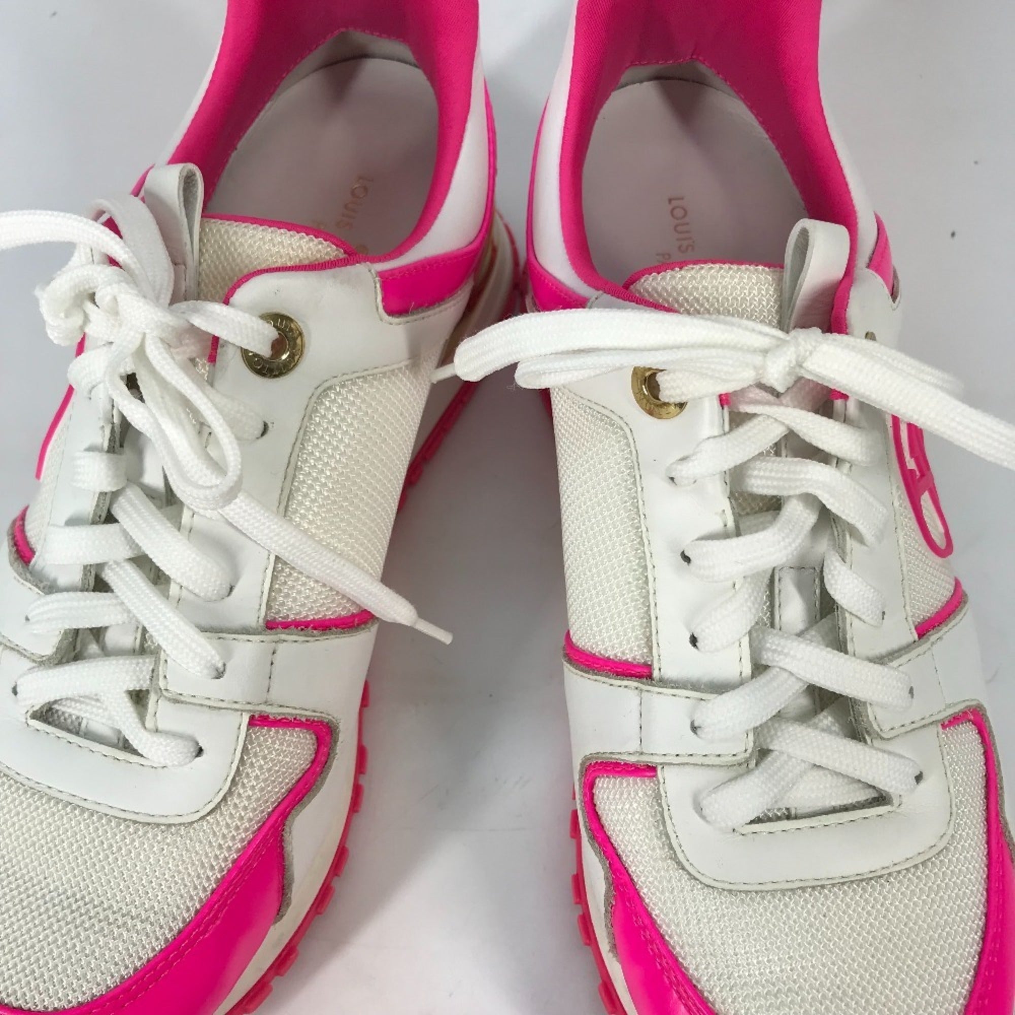 Louis Vuitton Pink White Sneakers (Pre-Owned)