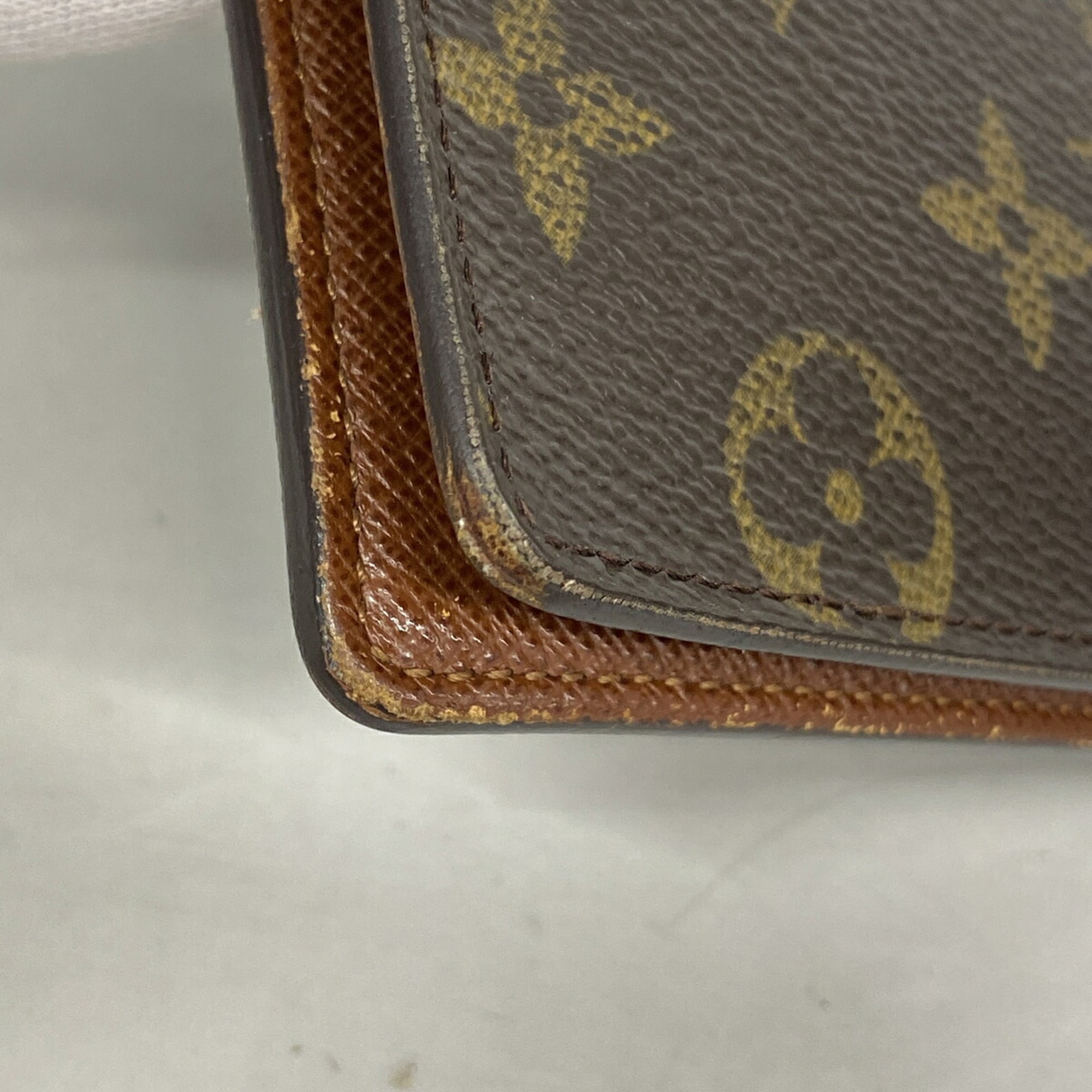 Louis Vuitton Brown Bill Wallet (Bi-Fold) (Pre-Owned)