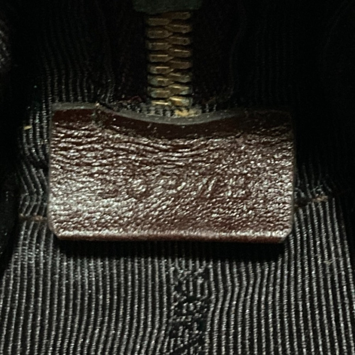 Loewe Burgundy Patent Leather Handbag (Pre-Owned)