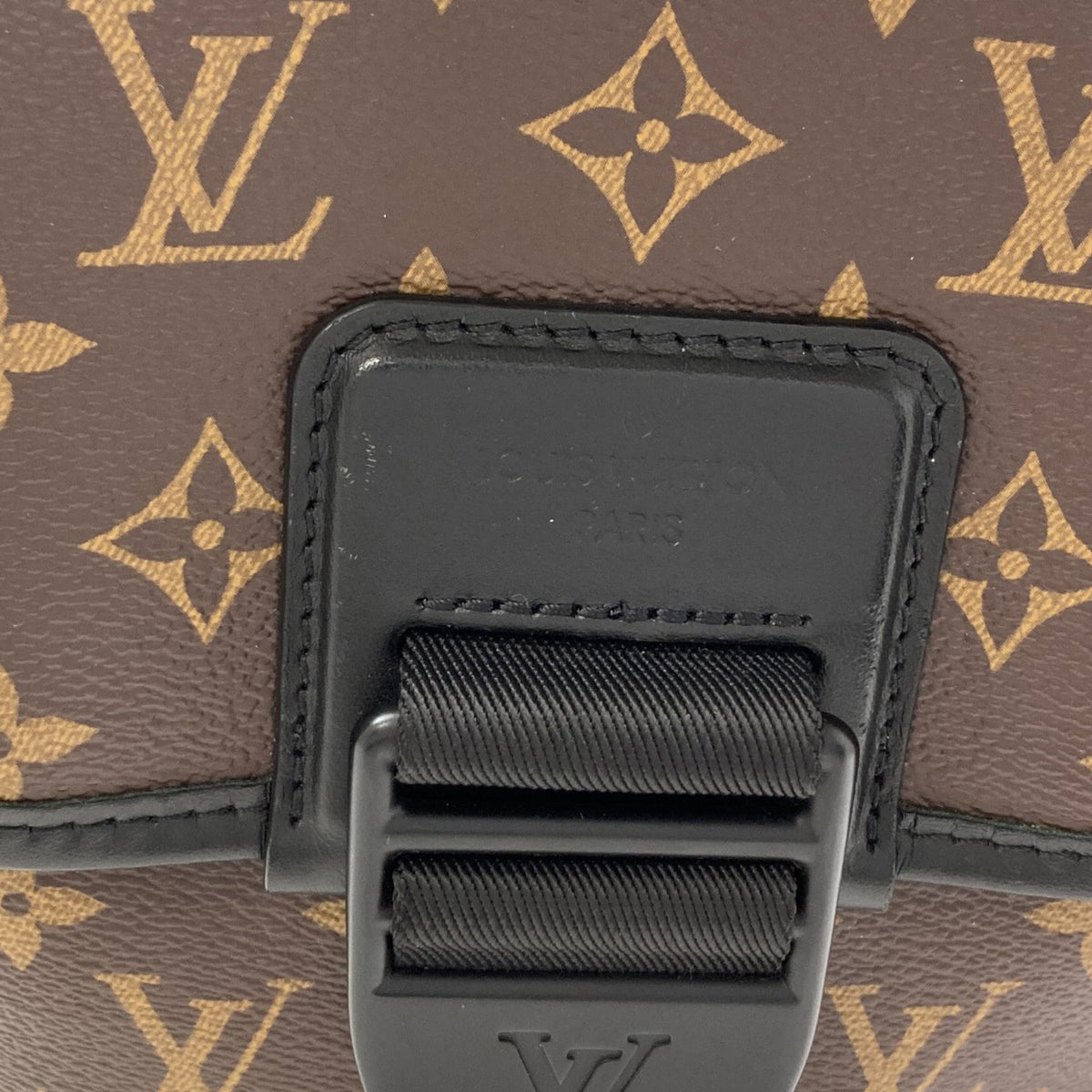 Louis Vuitton Monogram Monogram Monogram Shoulder Bag (Pre-Owned)