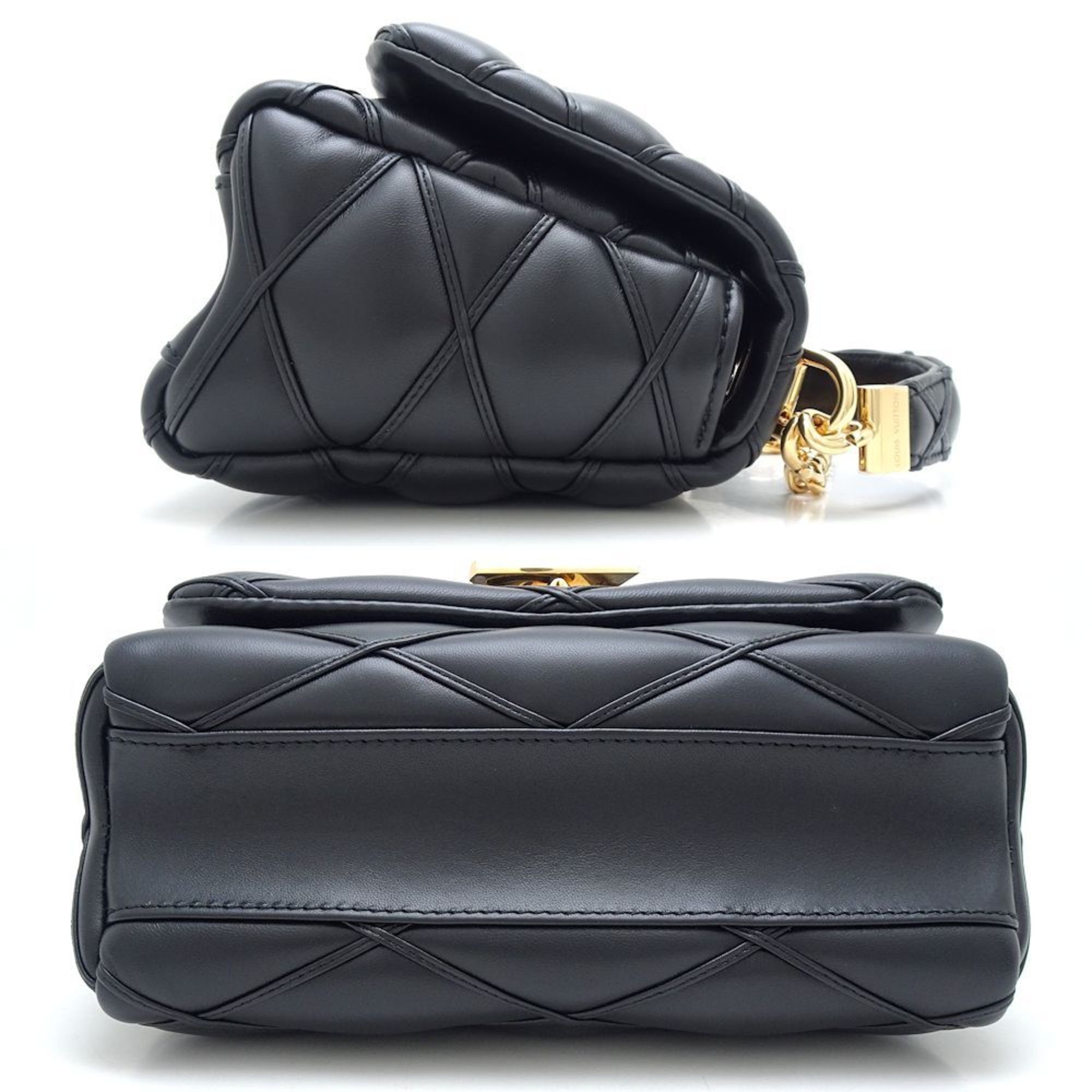 Louis Vuitton Noir Leather Shoulder Bag (Pre-Owned)