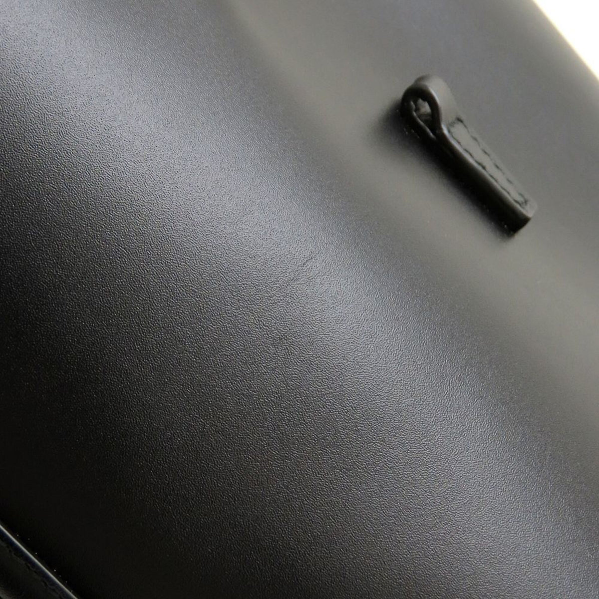 Yves Saint Laurent Black Leather Shoulder Bag (Pre-Owned)