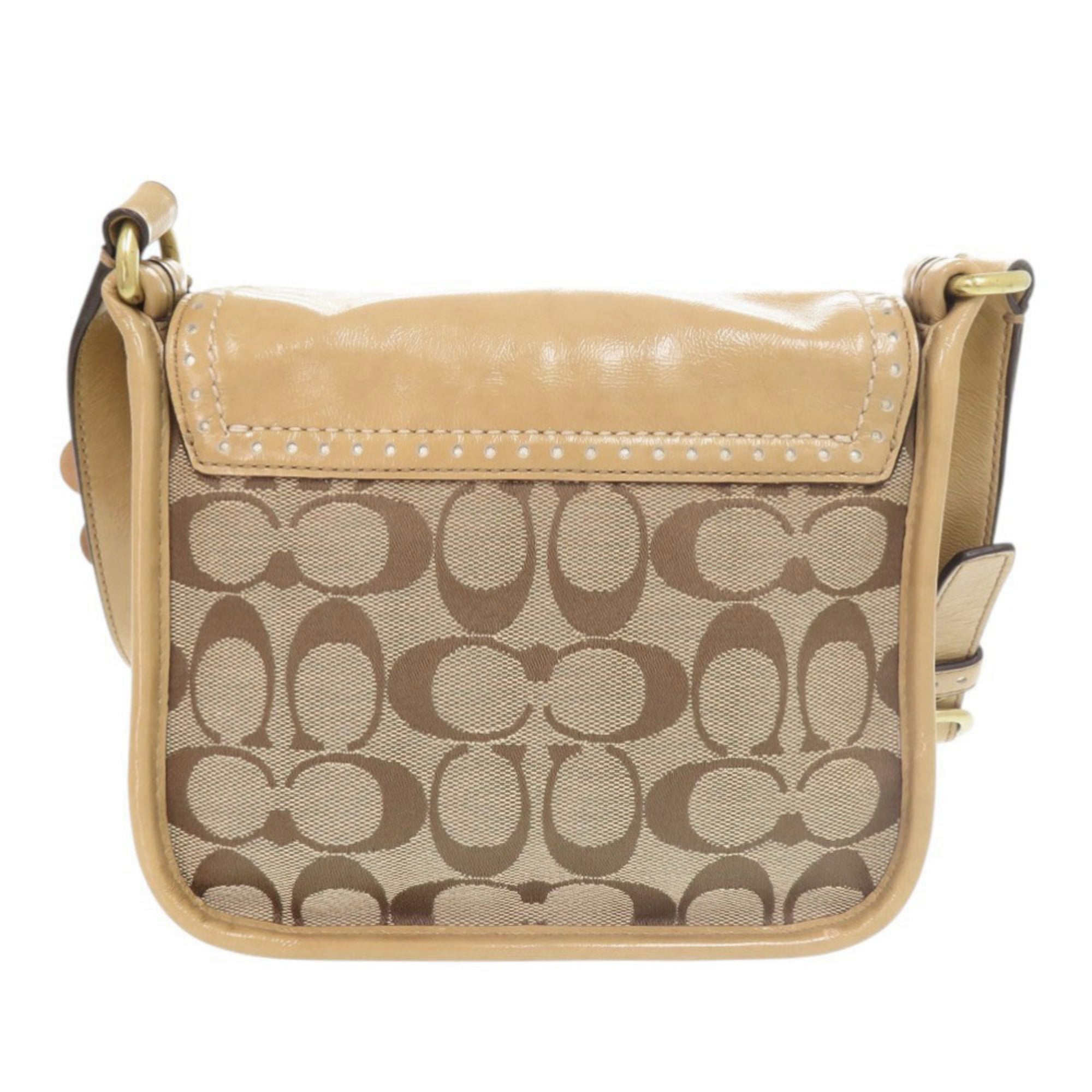 Coach Beige Canvas Patent Leather Shoulder Bag (Pre-Owned)