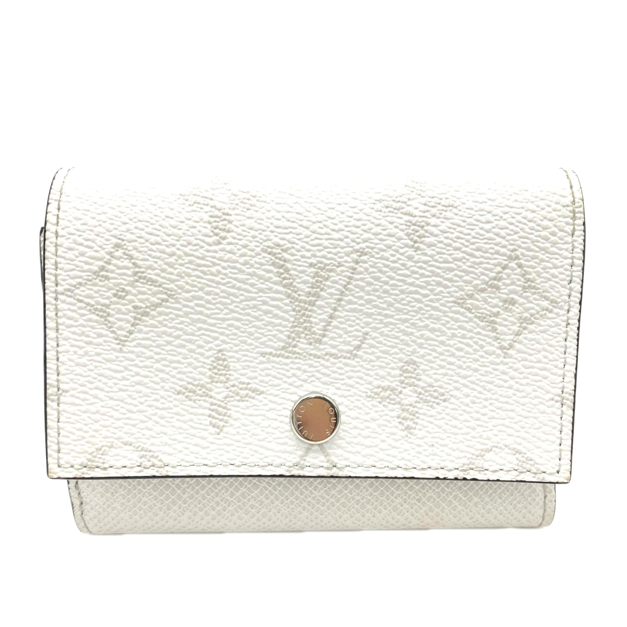 Louis Vuitton Taigarama Gray White Coated Canvas Leather Wallet (Tri-Fold) (Pre-Owned)
