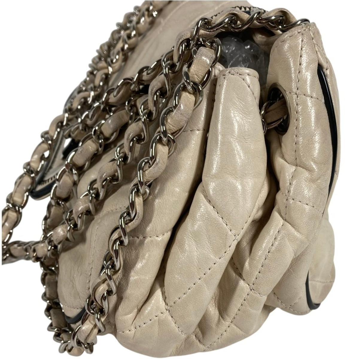 Chanel Beige Black Leather Shoulder Bag (Pre-Owned)