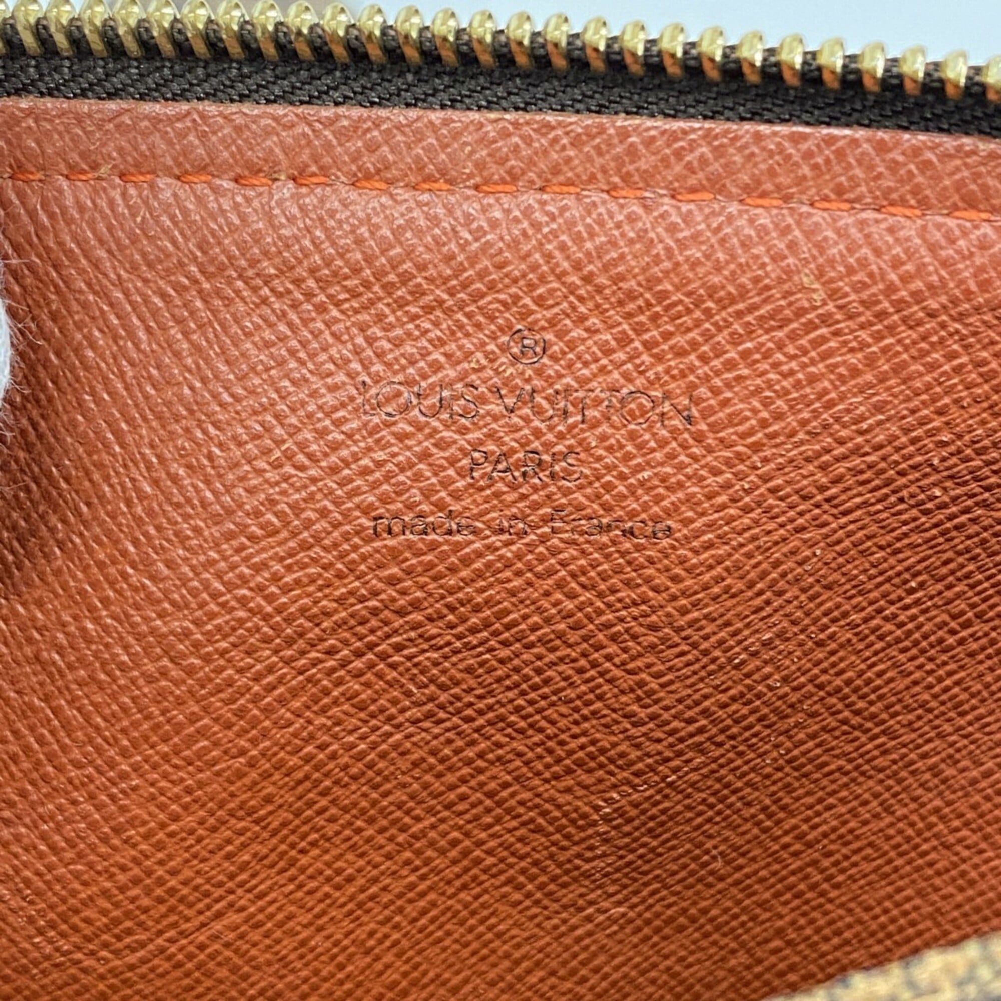 Louis Vuitton Ebene Handbag (Pre-Owned)