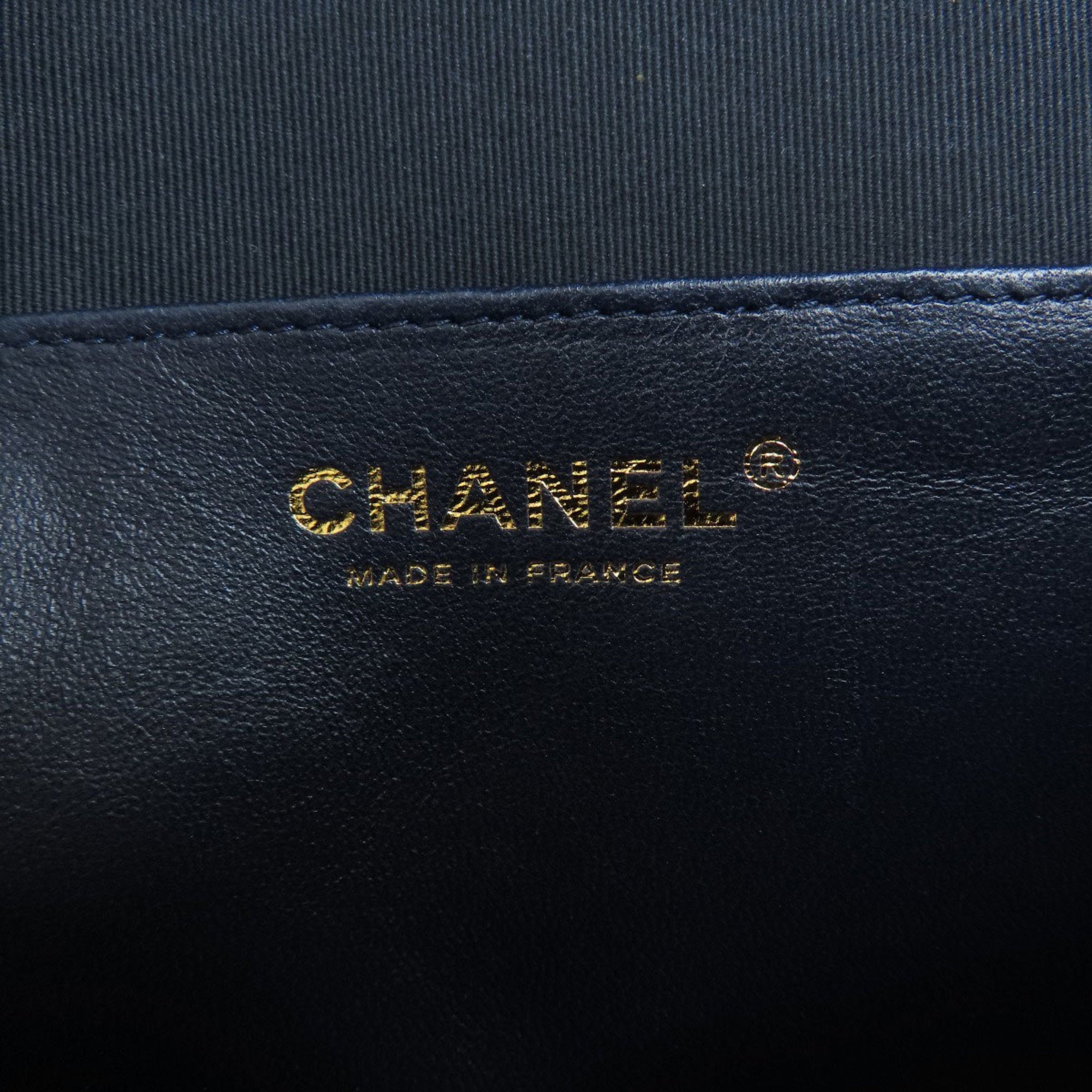 Chanel Navy Caviar Leather Shoulder Bag (Pre-Owned)