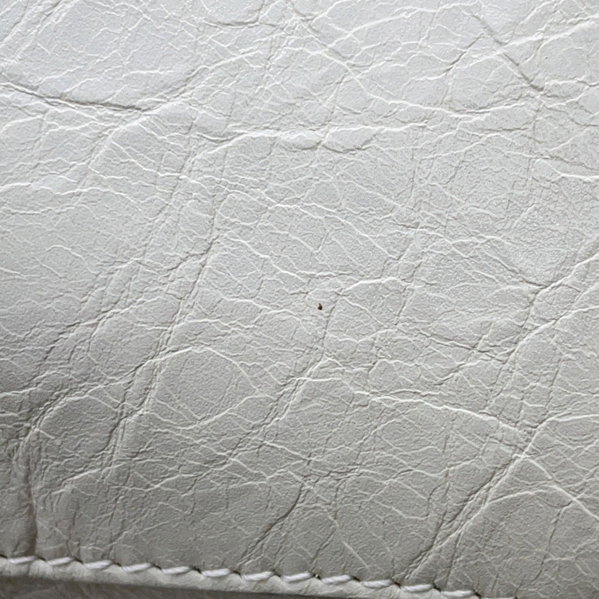 Balenciaga White Leather Handbag (Pre-Owned)
