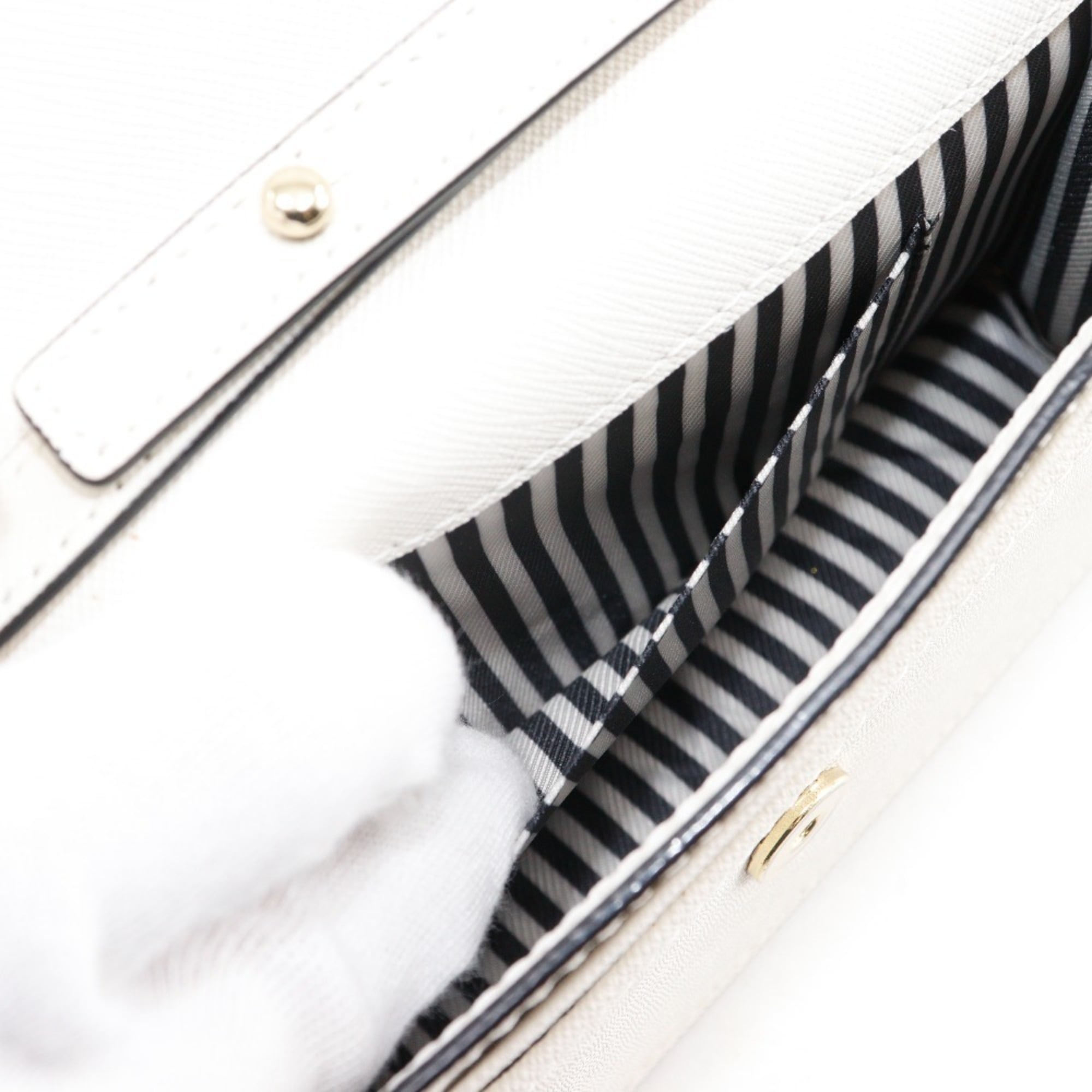 Kate Spade White Leather Pochette Shoulder Bag (Pre-Owned)