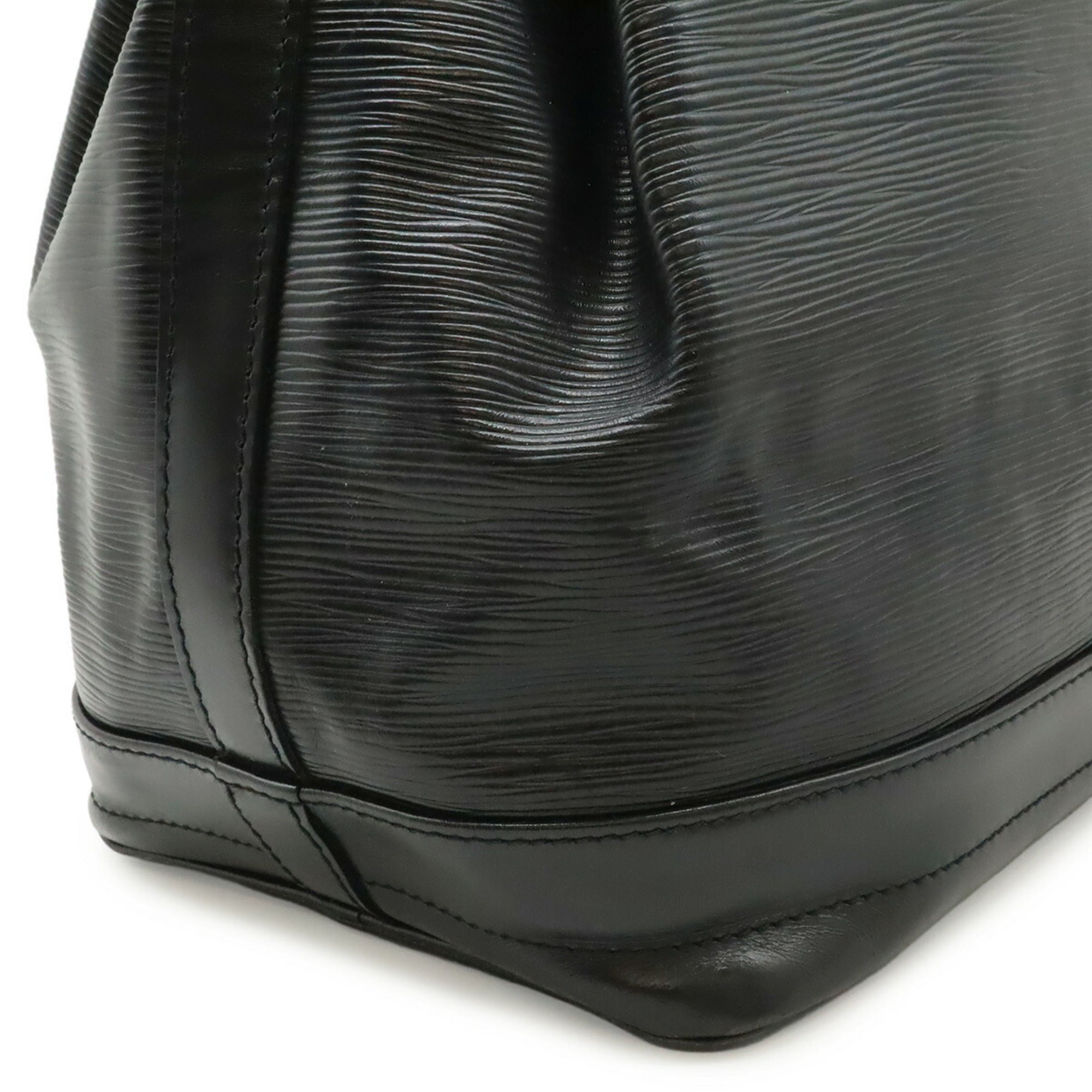 Louis Vuitton Black Noir Epi Leather Shoulder Bag (Pre-Owned)