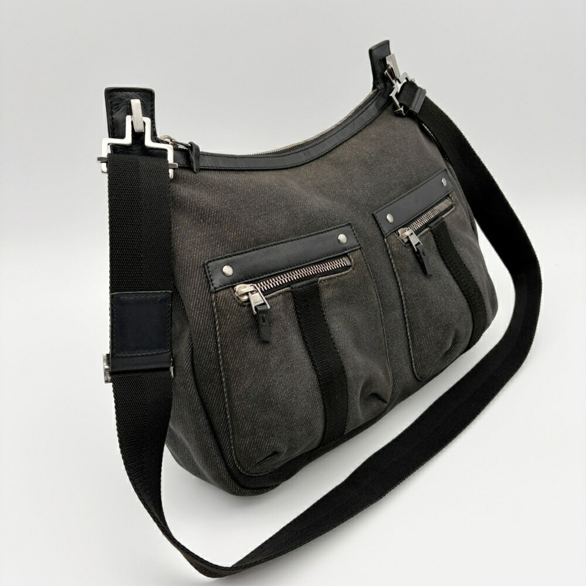 Gucci Black Denim Leather Shoulder Bag (Pre-Owned)