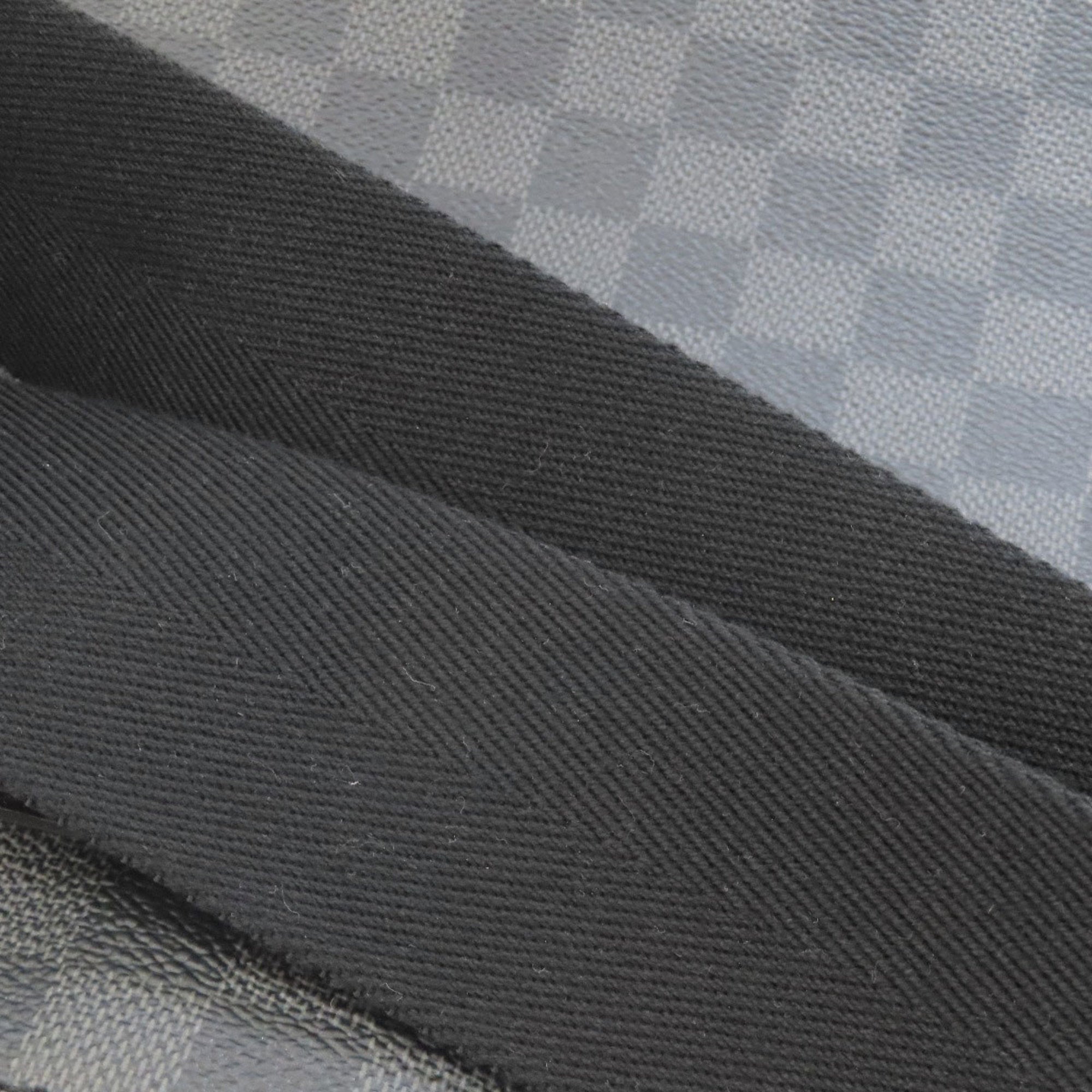 Louis Vuitton Black Damier Canvas Shoulder Bag (Pre-Owned)