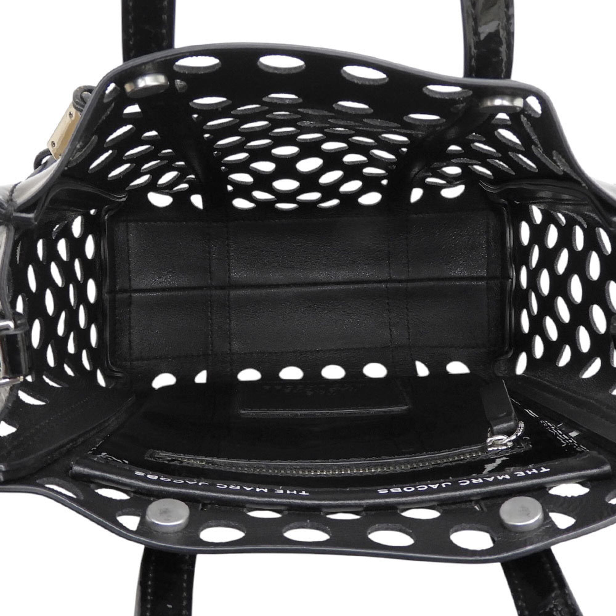 Marc Jacobs Black Patent Leather Handbag (Pre-Owned)