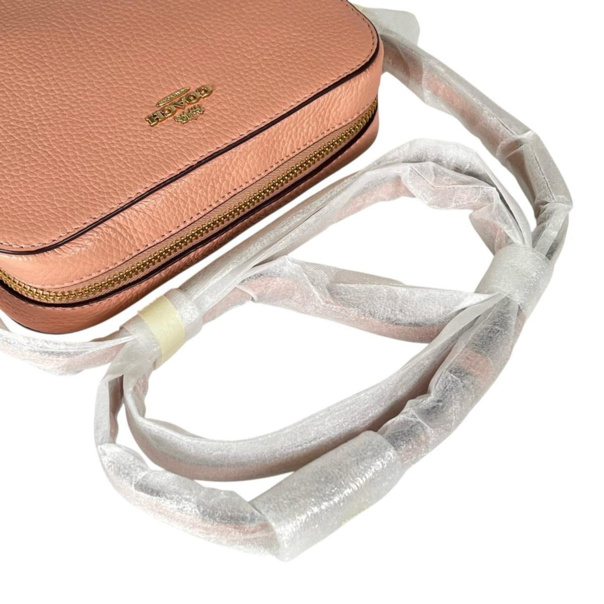 Coach Pink Leather Shoulder Bag (Pre-Owned)
