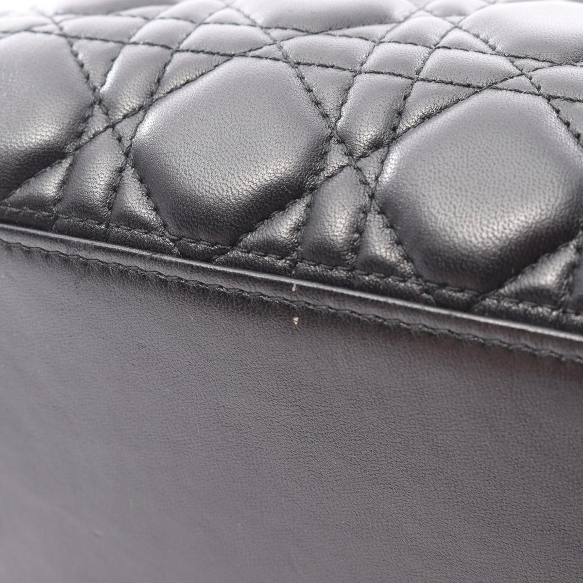 Christian Dior Black Leather Handbag (Pre-Owned)