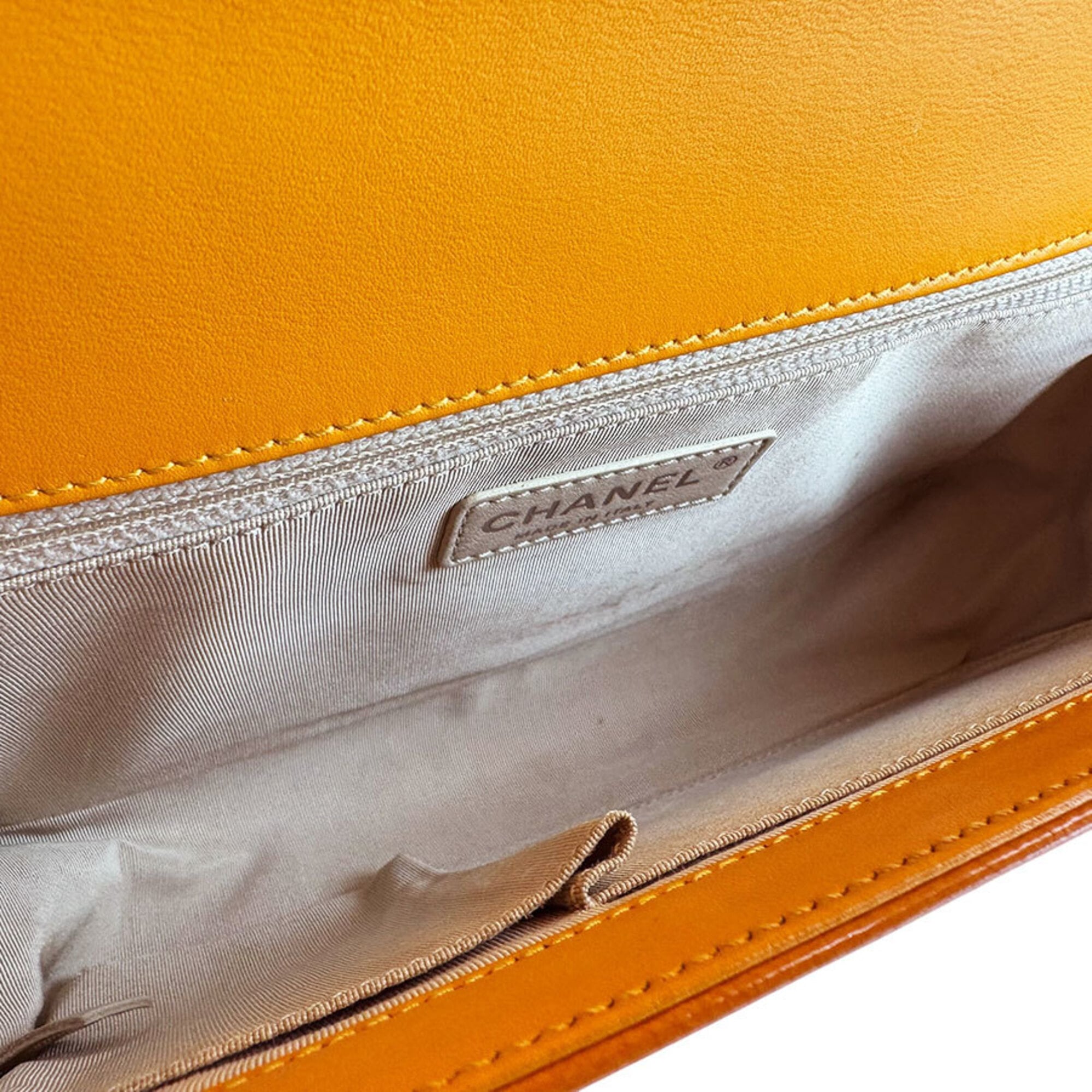 Chanel Orange Leather Shoulder Bag (Pre-Owned)