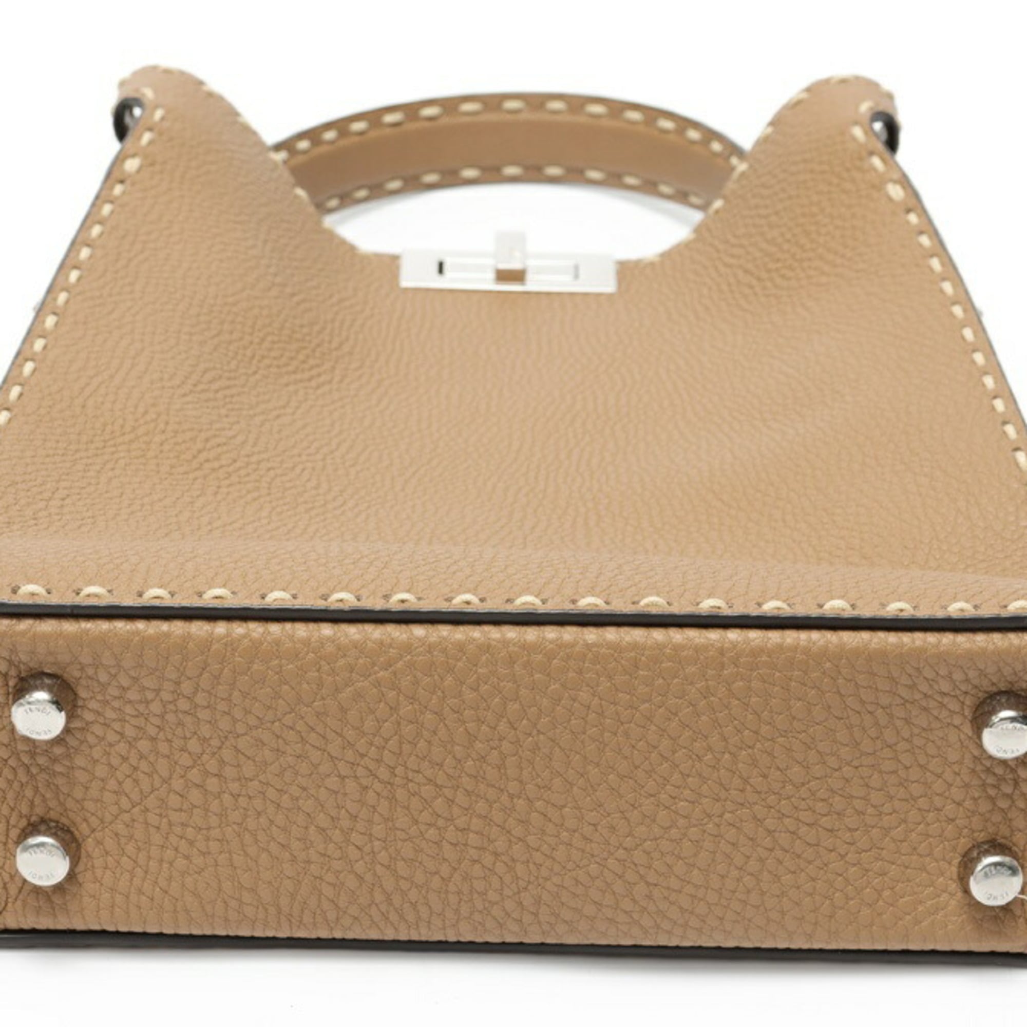 Fendi Brown Leather Handbag Shoulder Bag (Pre-Owned)