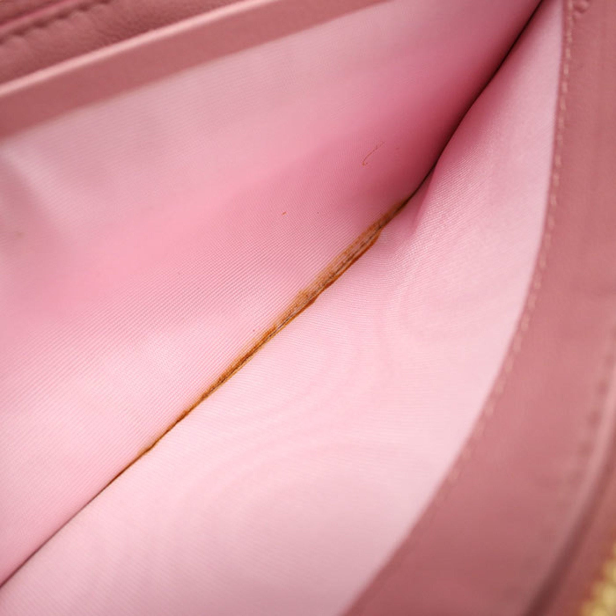 Miu Miu Pink Leather Long Wallet (Bi-Fold) (Pre-Owned)