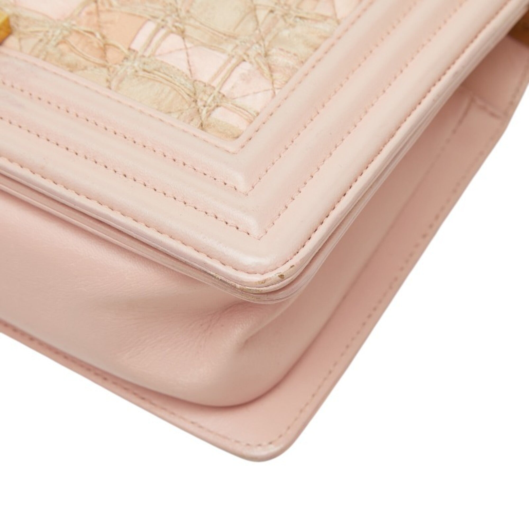 Chanel Pink Tweed Shoulder Bag (Pre-Owned)