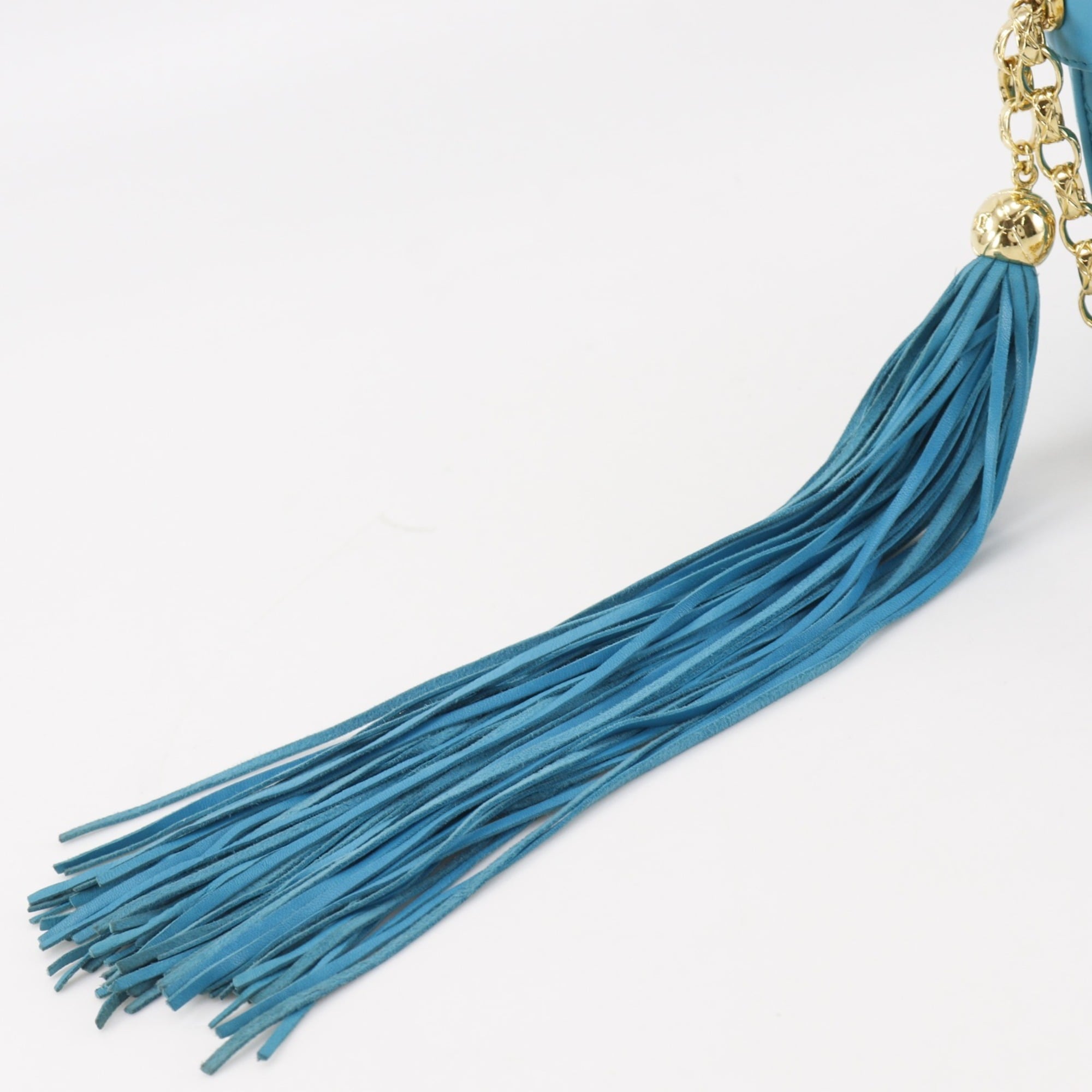 Chanel Blue Turquoise Leather Shoulder Bag (Pre-Owned)