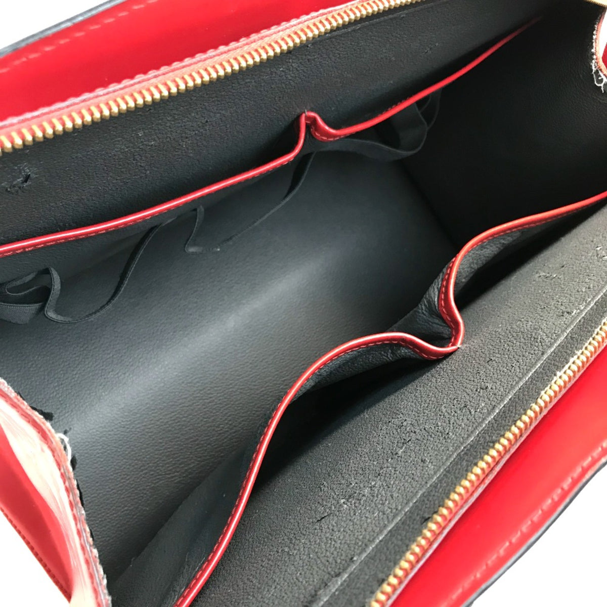 Louis Vuitton Red Leather Handbag (Pre-Owned)