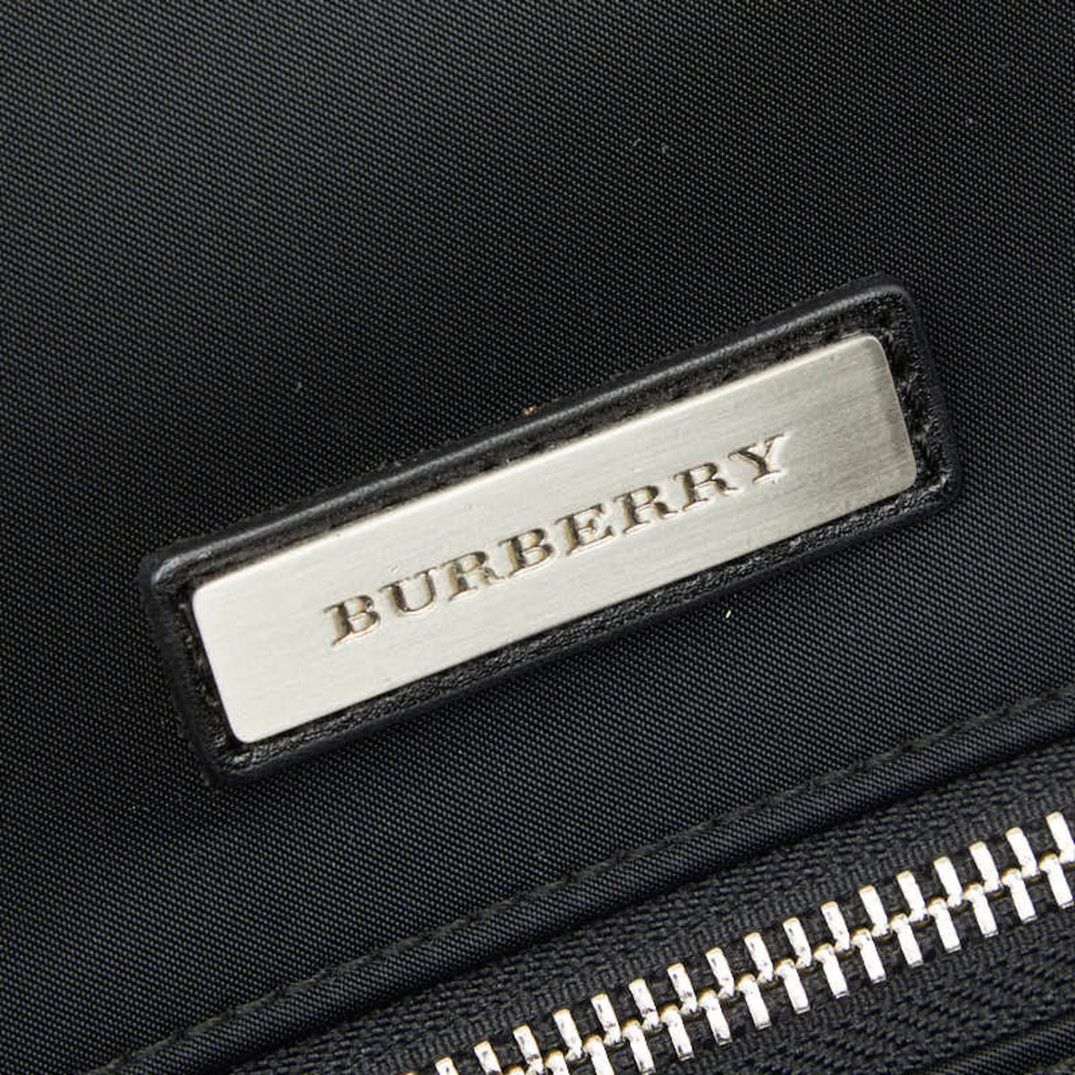 Burberry Black Nylon Leather Shoulder Bag (Pre-Owned)