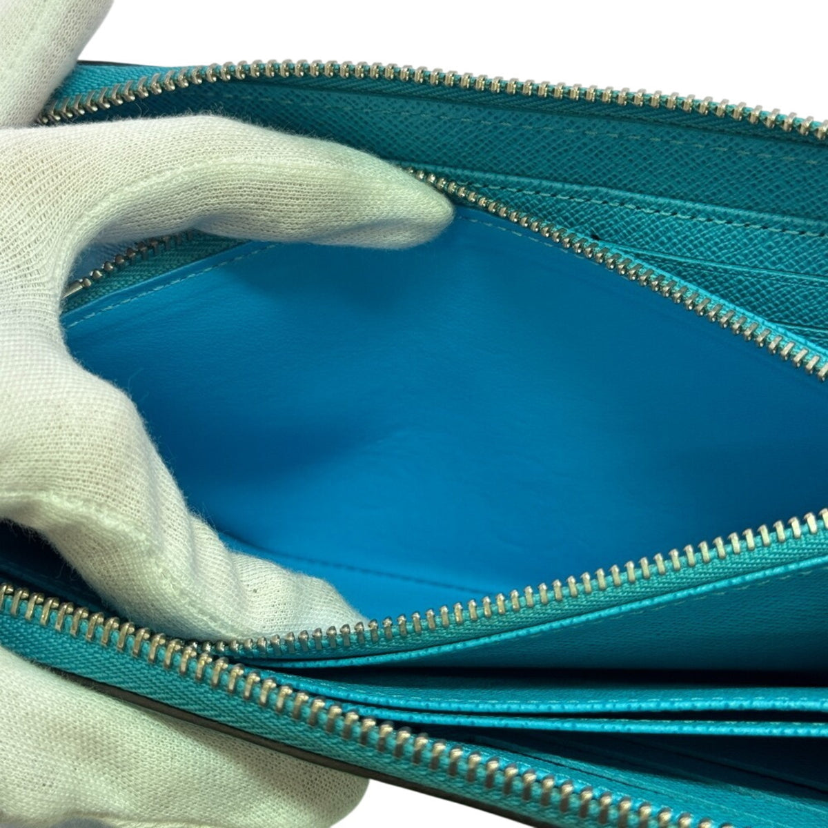 Louis Vuitton Turquoise Leather Long Wallet (Bi-Fold) (Pre-Owned)