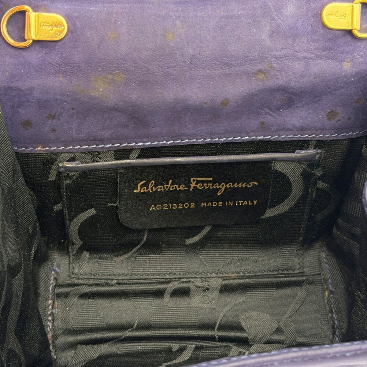 Salvatore Ferragamo Purple Suede Shoulder Bag (Pre-Owned)