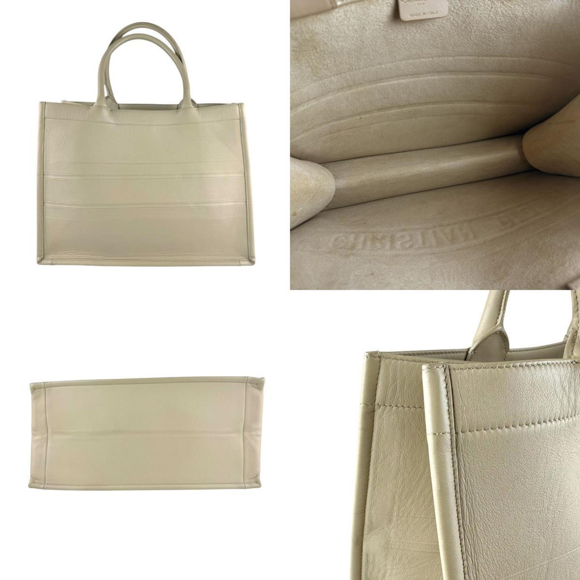 Christian Dior Beige Leather Handbag (Pre-Owned)
