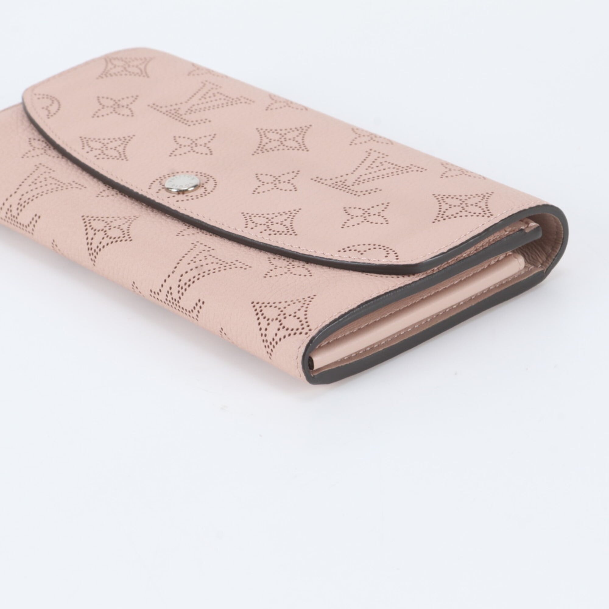 Louis Vuitton Magnolia Leather Long Wallet (Bi-Fold) (Pre-Owned)