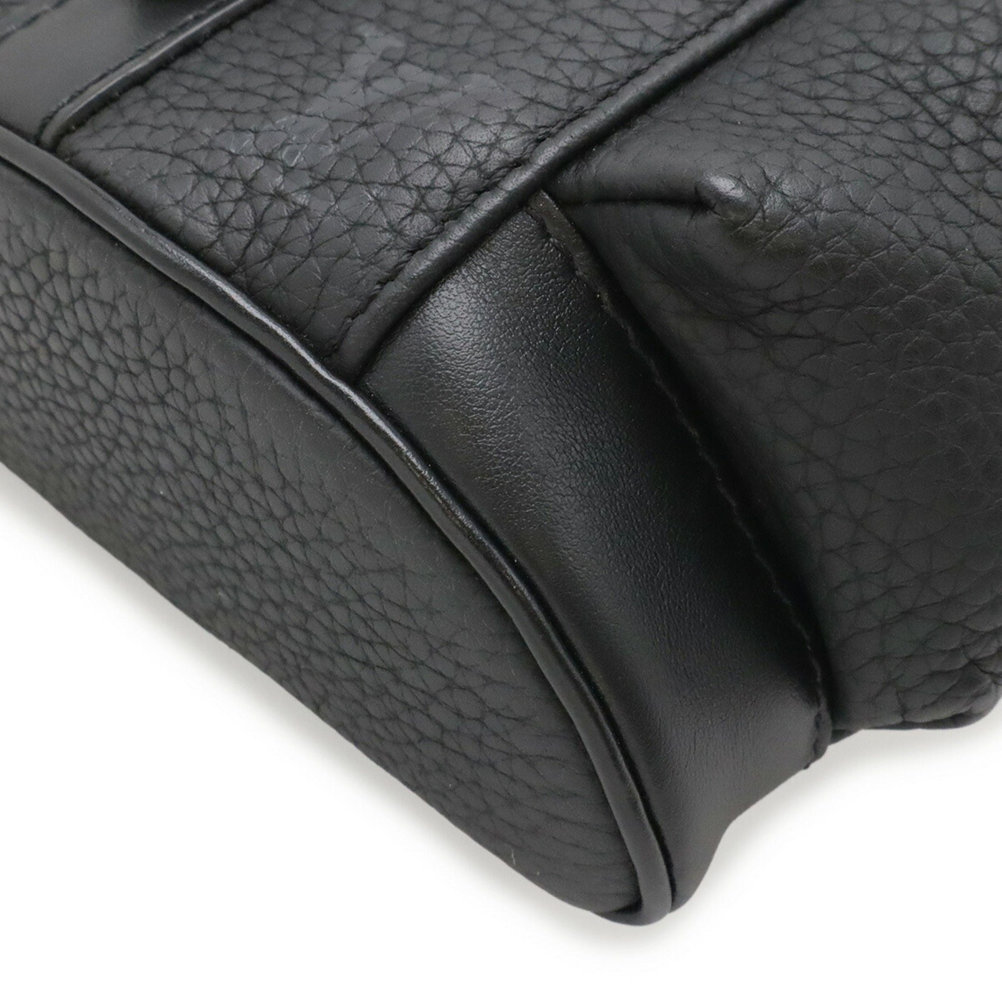 Louis Vuitton Black Noir Shoulder Bag (Pre-Owned)