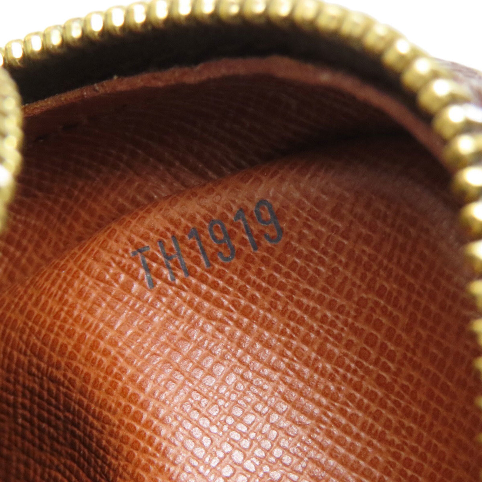 Louis Vuitton Monogram Monogram Shoulder Bag (Pre-Owned)