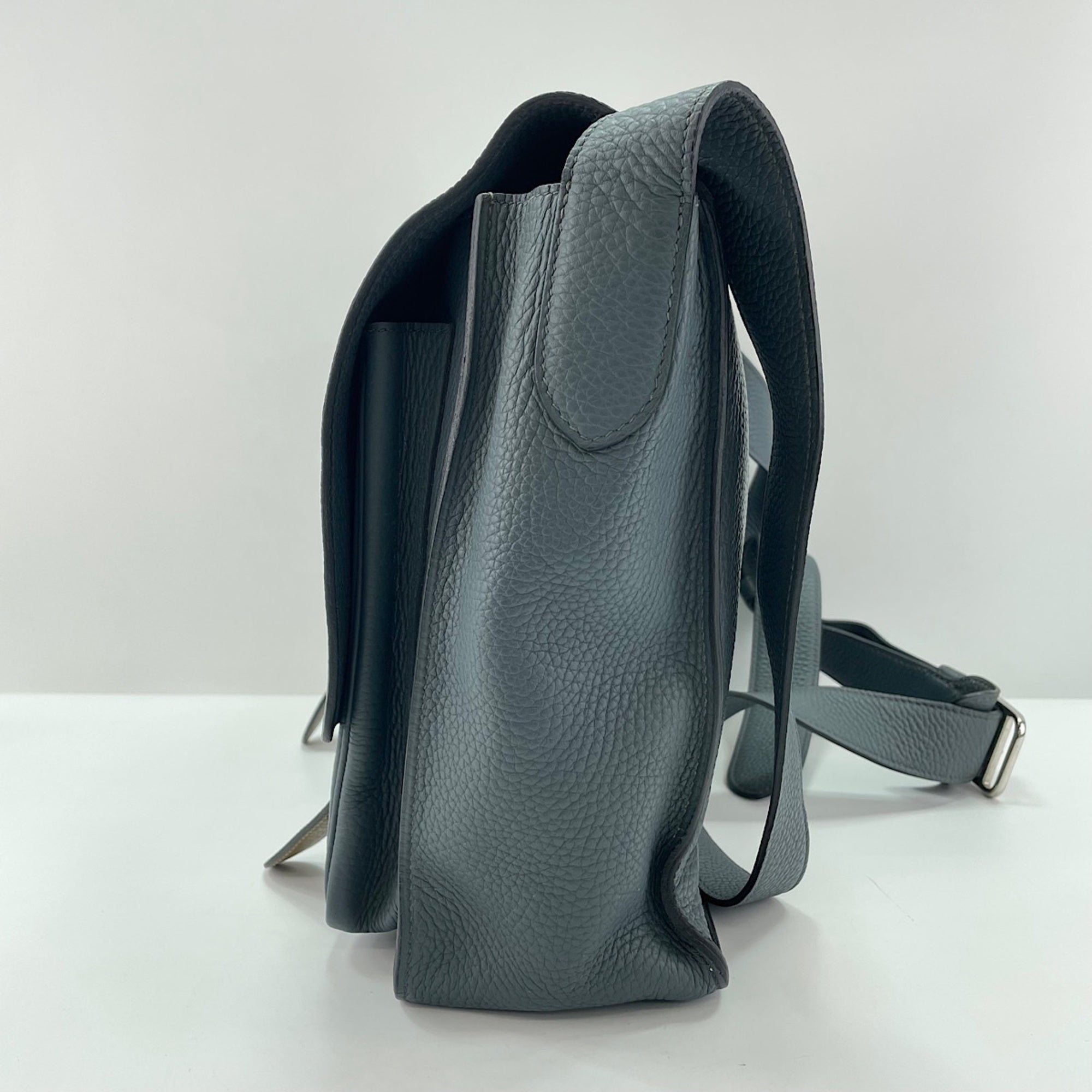 Hermes Gray Shoulder Bag (Pre-Owned)