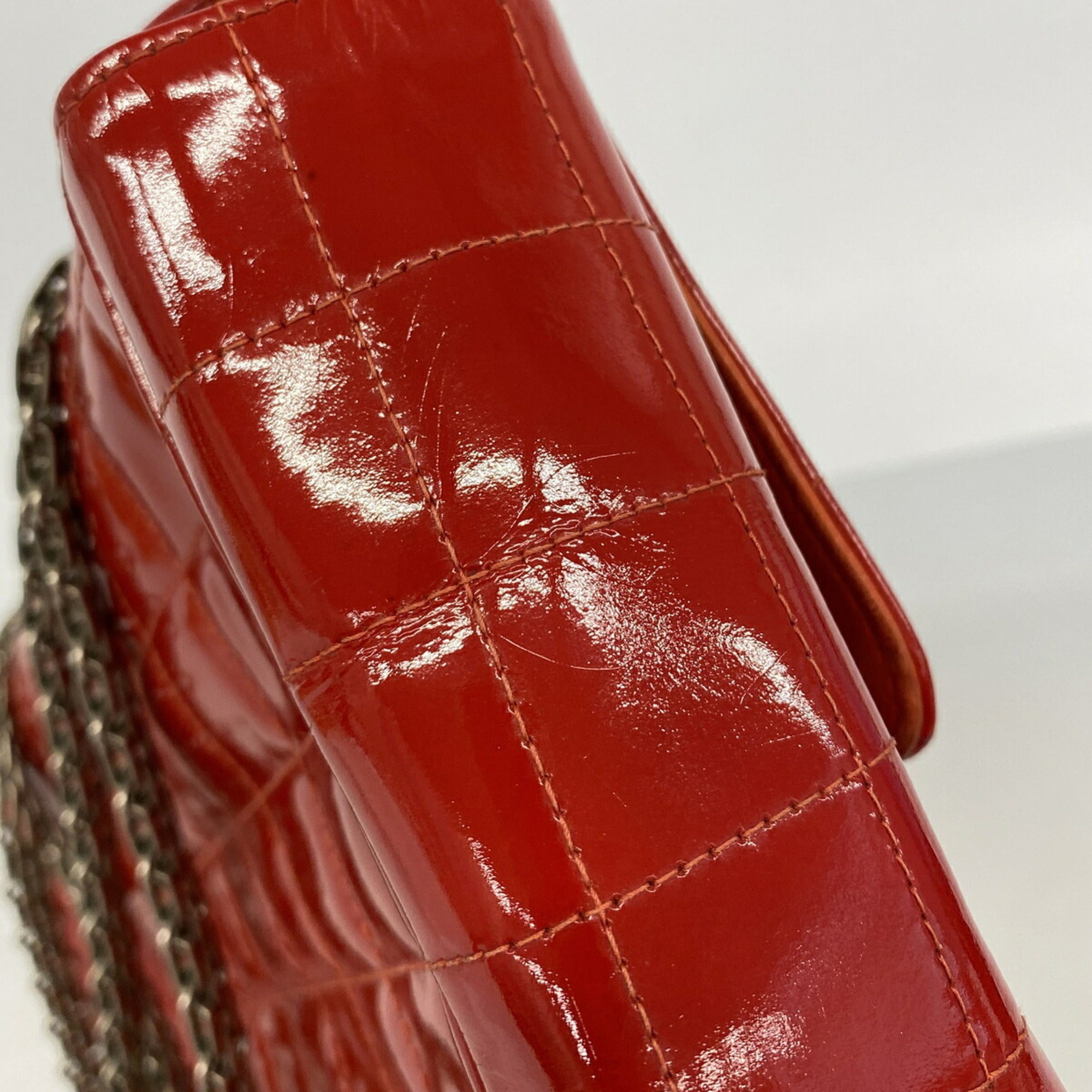 Chanel Red Color Patent Leather Shoulder Bag (Pre-Owned)