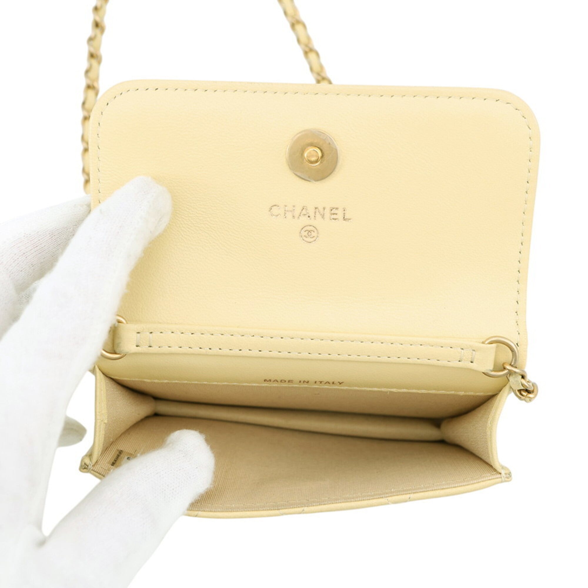 Chanel Yellow Leather Handbag Shoulder Bag (Pre-Owned)