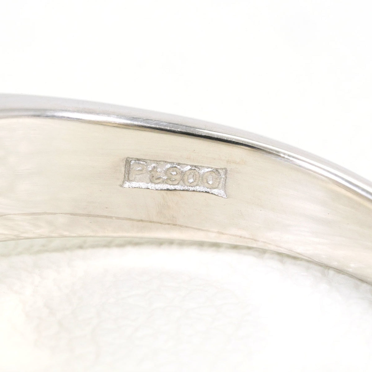 Unbranded Platinum Platinum 900 Band Ring (Pre-Owned)