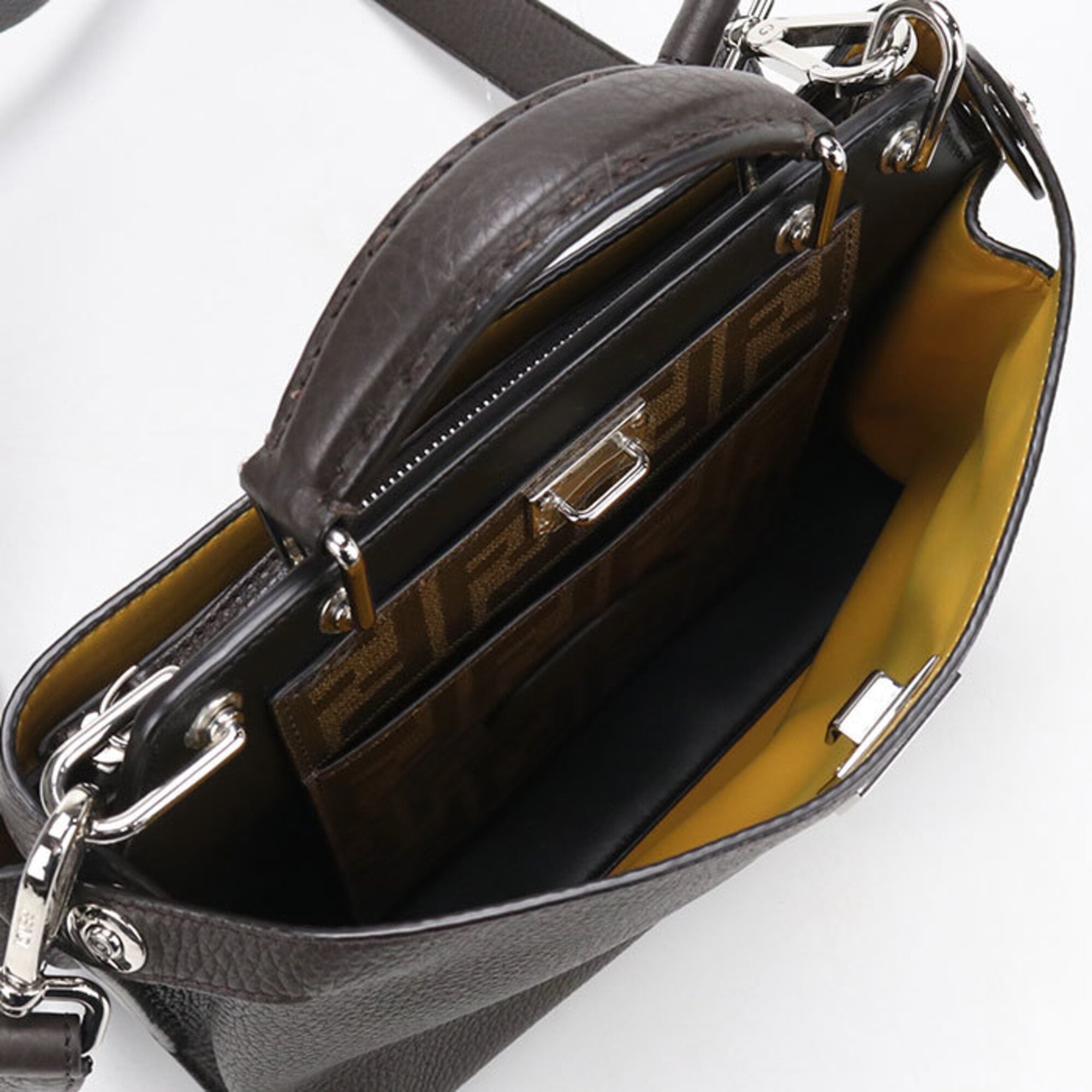 Fendi Brown Leather Handbag (Pre-Owned)