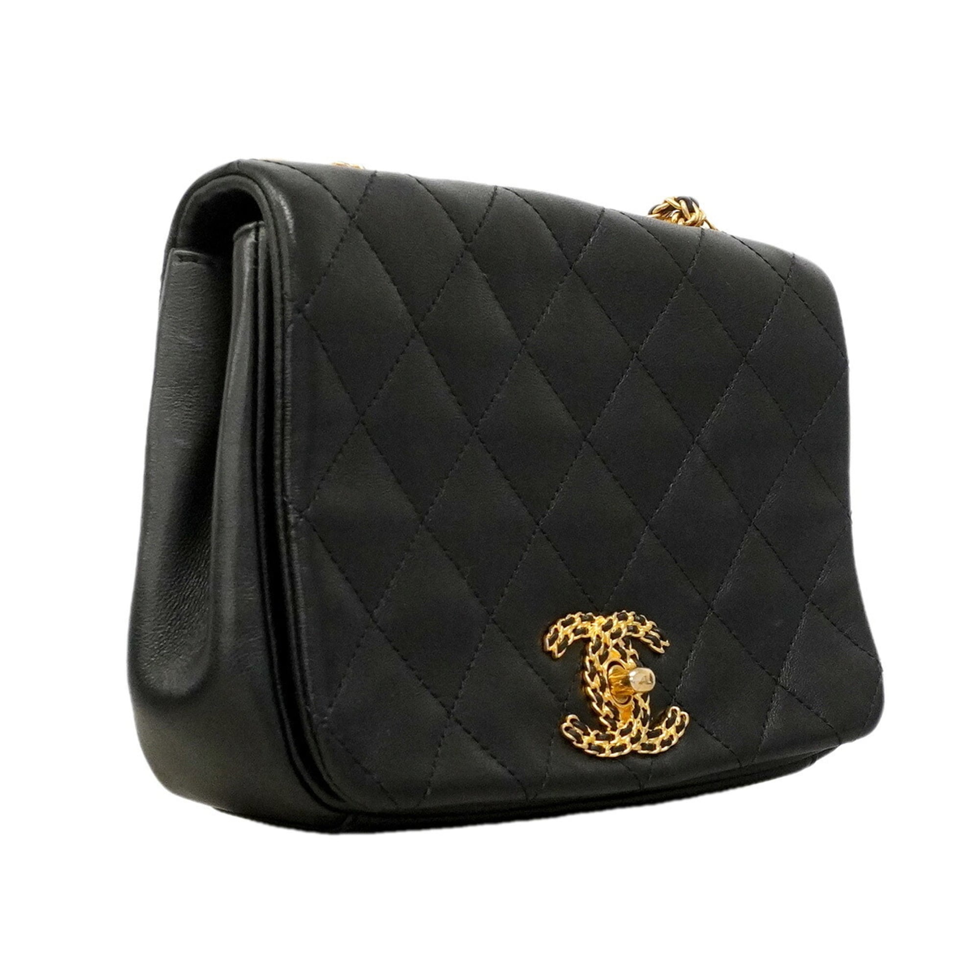 Chanel Black Leather Shoulder Bag (Pre-Owned)