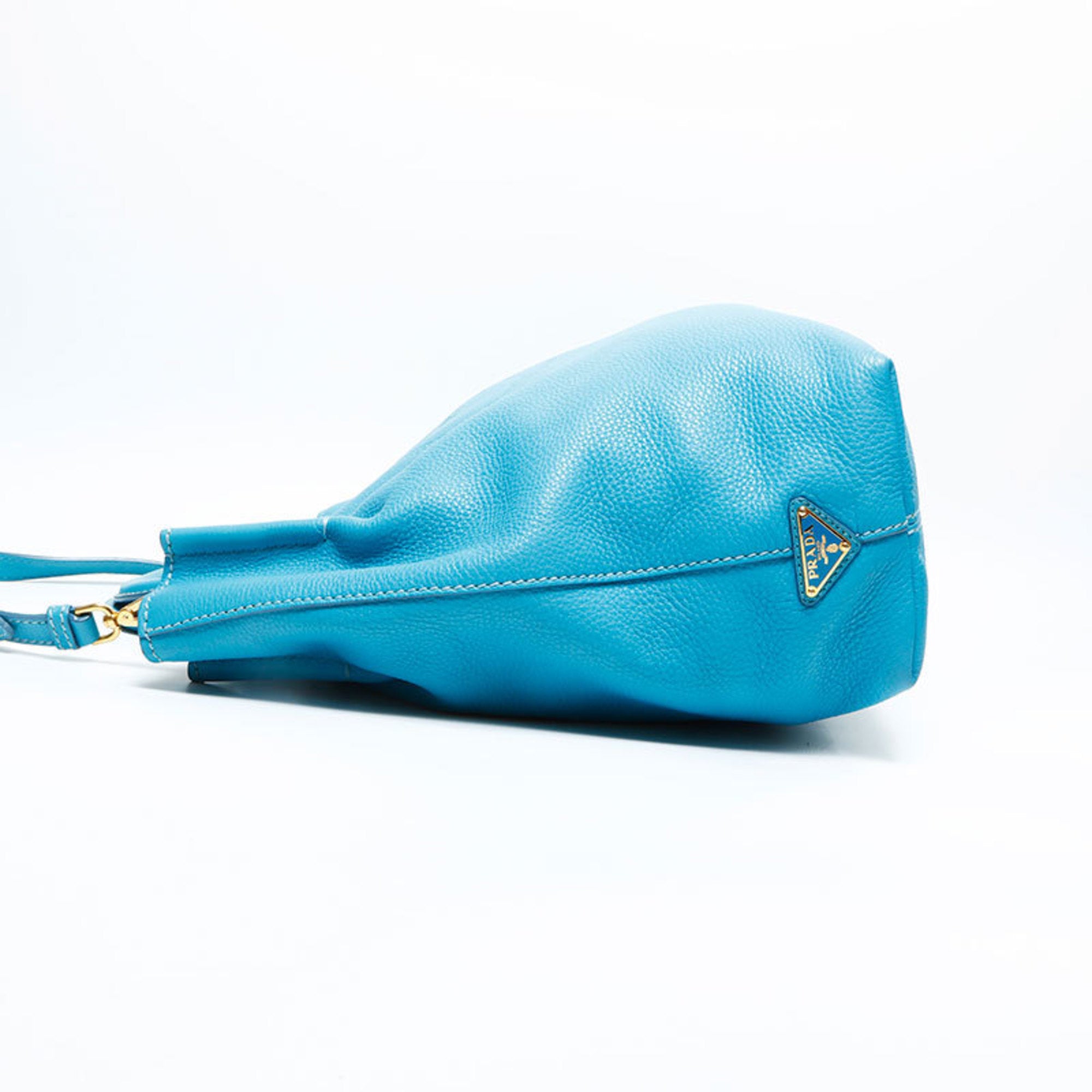 Prada Blue Leather Handbag (Pre-Owned)