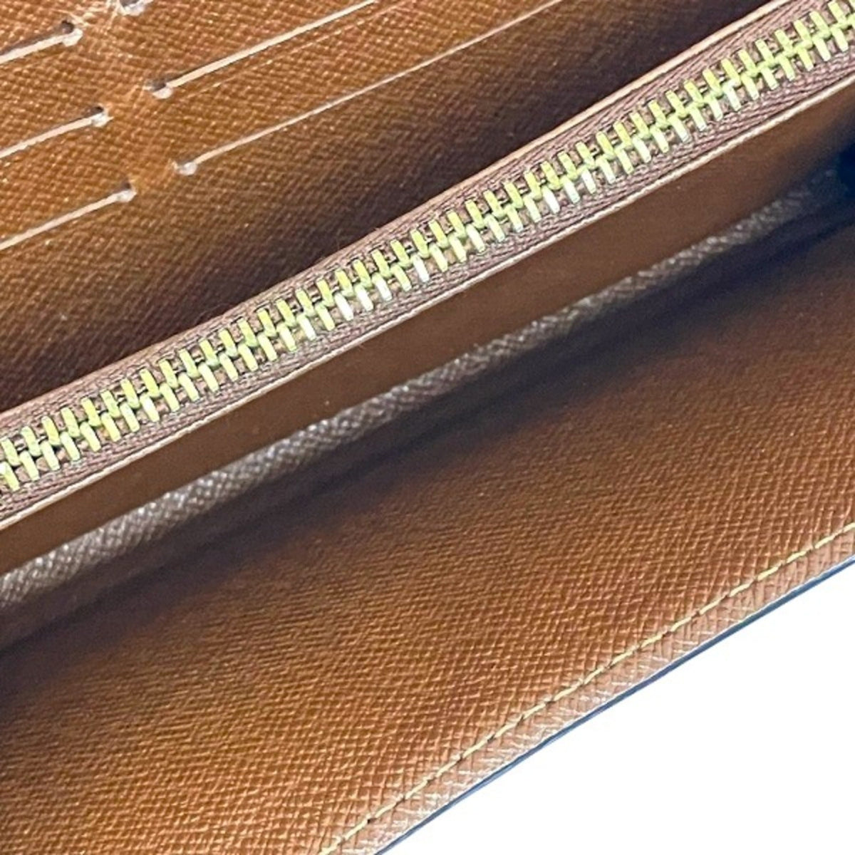 Louis Vuitton Monogram Brown Monogram Long Wallet (Bi-Fold) (Pre-Owned)