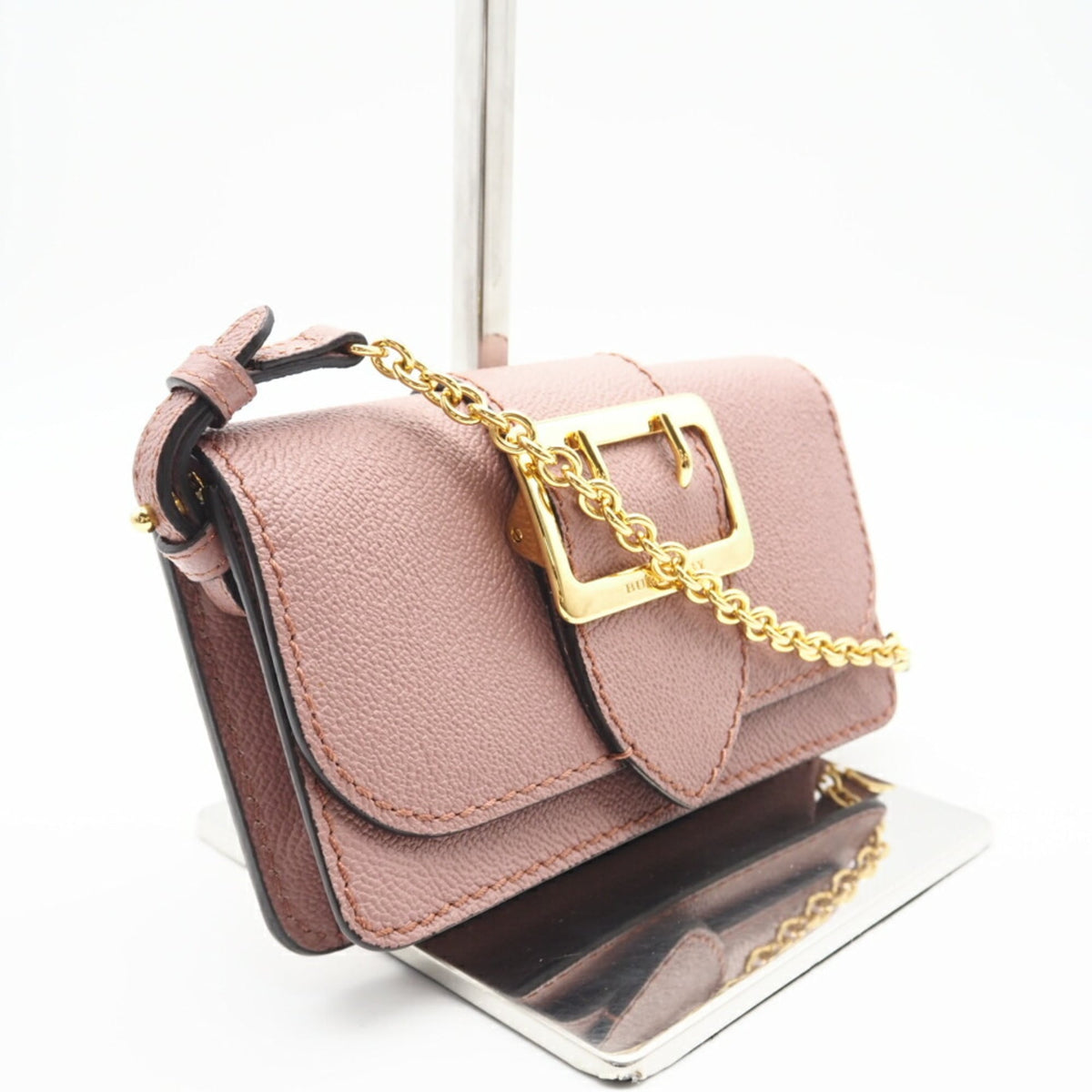 Burberry Pink Leather Shoulder Bag (Pre-Owned)