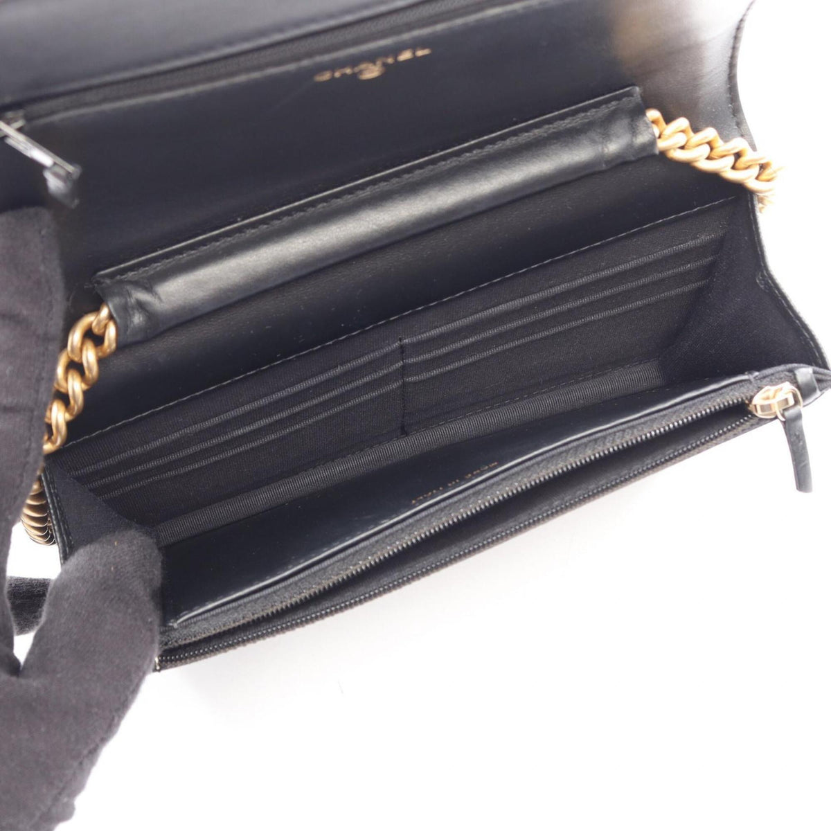 Chanel Black Grained Calfskin Handbag Shoulder Bag (Pre-Owned)