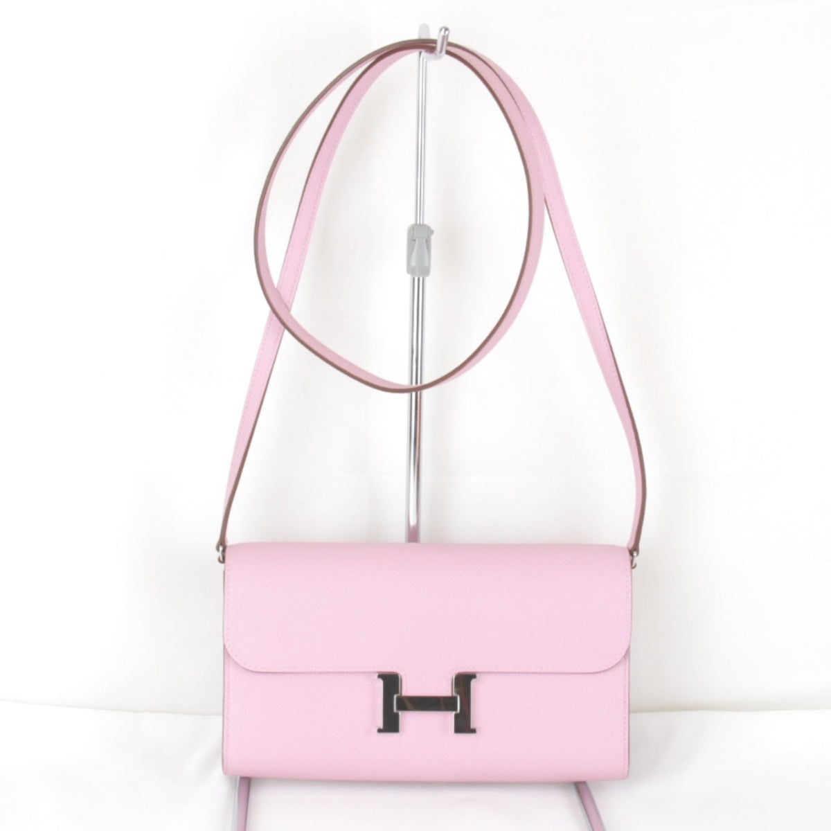 Hermes Pink Leather Pochette Shoulder Bag (Pre-Owned)