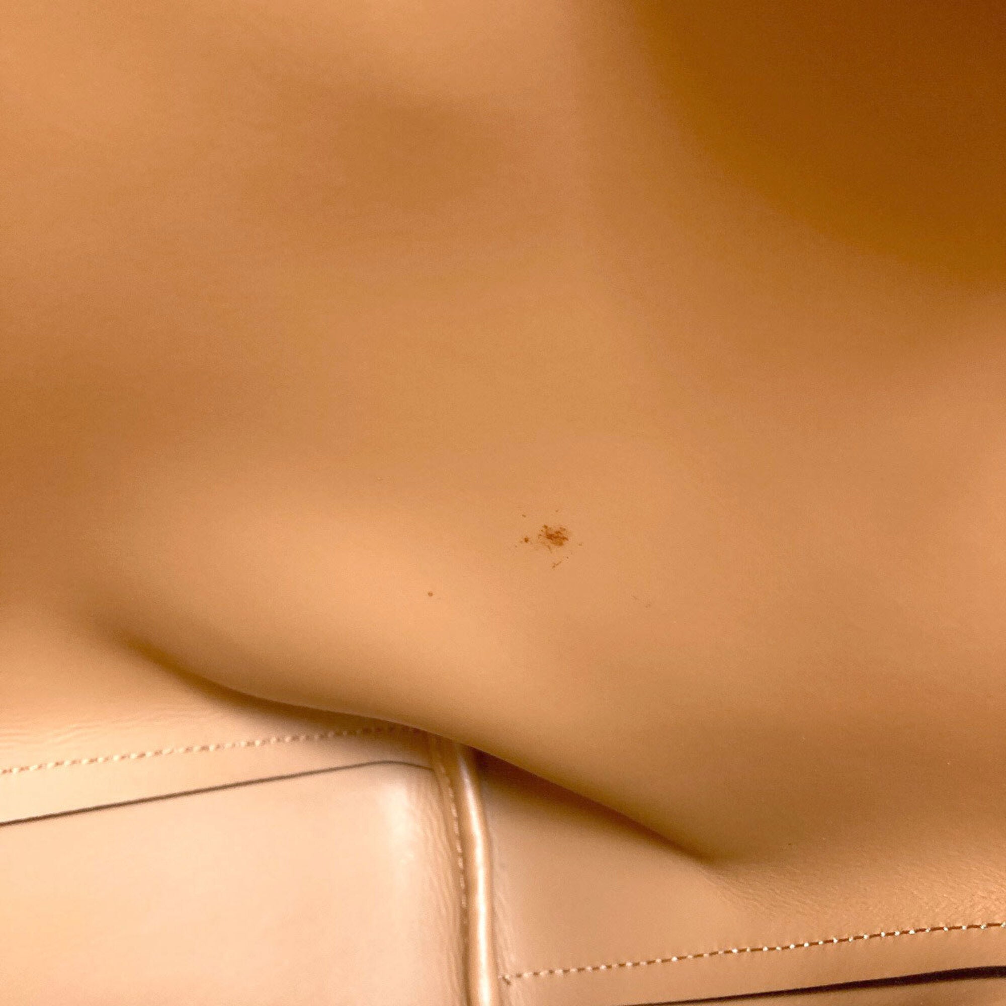 Coach White Leather Tote Bag (Pre-Owned)