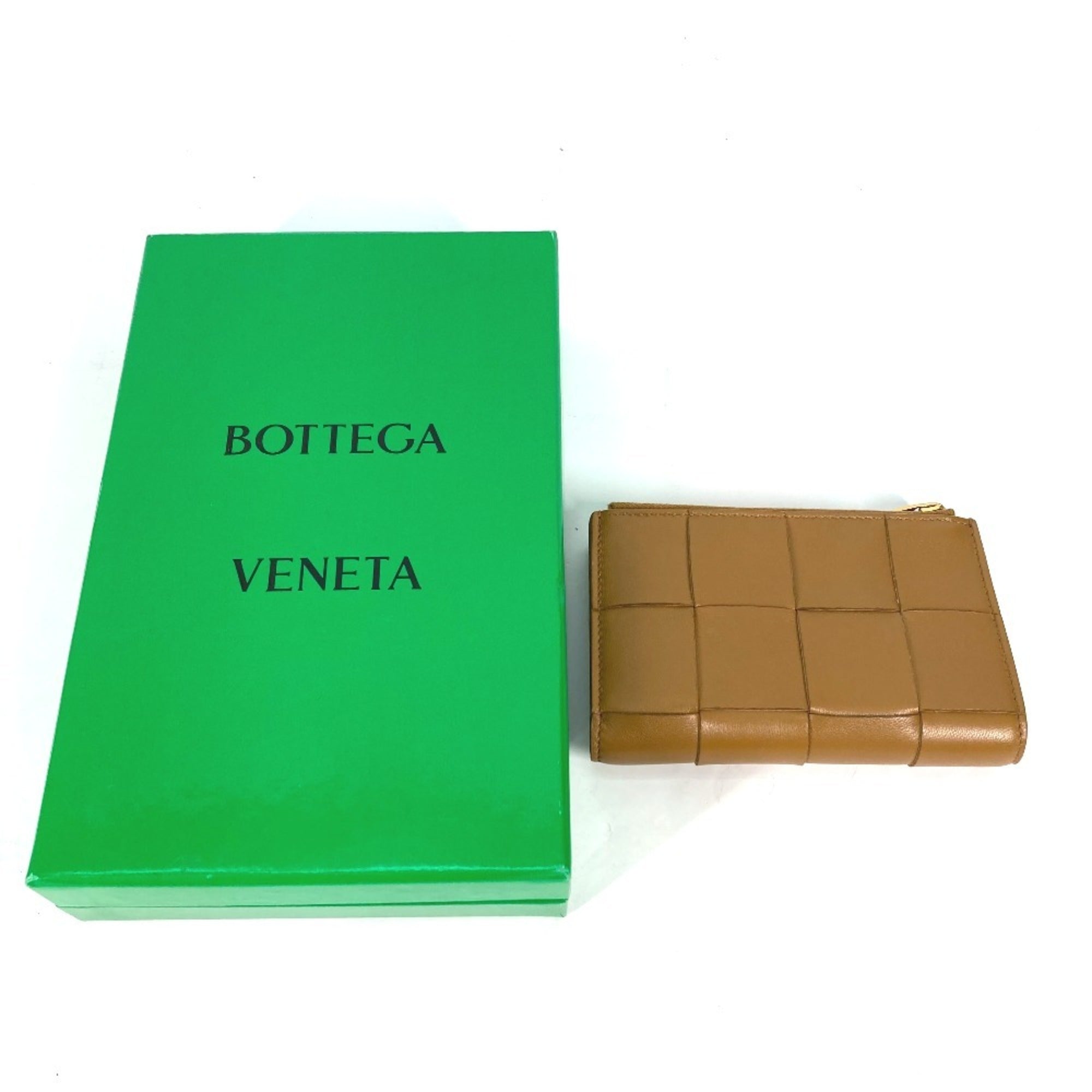 Bottega Veneta Beige Leather Wallet (Bi-Fold) (Pre-Owned)