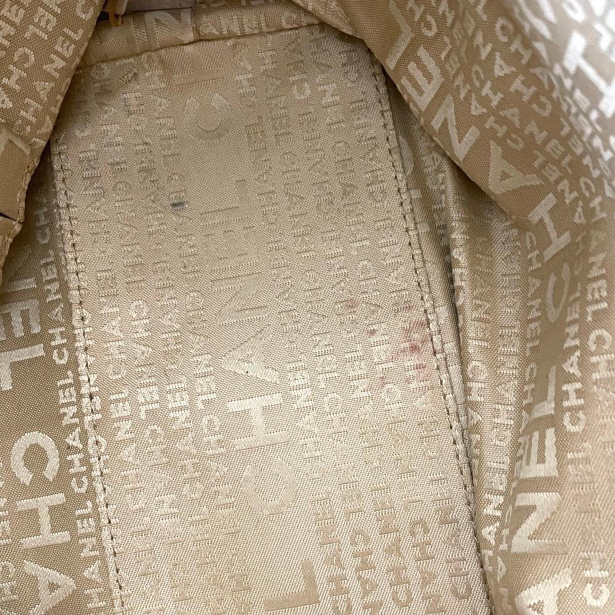 Chanel Wild Stitch Beige Grained Calfskin Tote Bag (Pre-Owned)